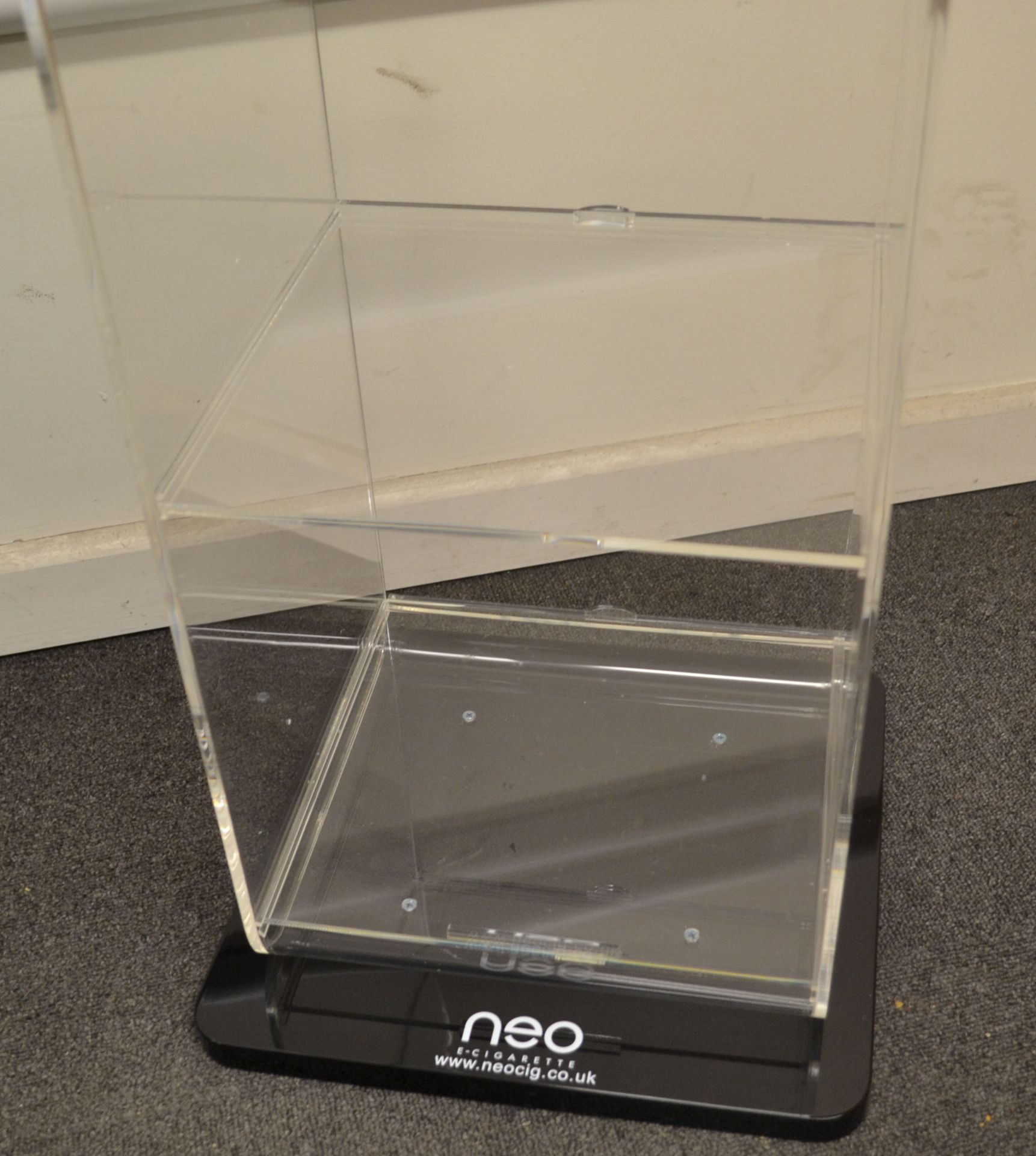 1 x Acrylic Counter Top Display Unit - New & Boxed - CL185 - Ref: DRTNEODSPLY - Location: Stoke ST3 - Bild 6 aus 9
