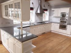 1 x Spacious Bespoke Fitted Kitchen In Cream With Neff And Whirlpool Appliances - Masses Storage