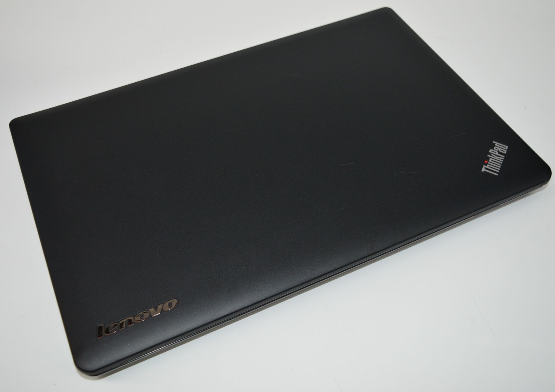1 x Lenovo Thinkpad E530 Laptop Computer - Features 15.6 Inch Screen, Intel Core i3-2370M 2.4ghz - Image 3 of 5