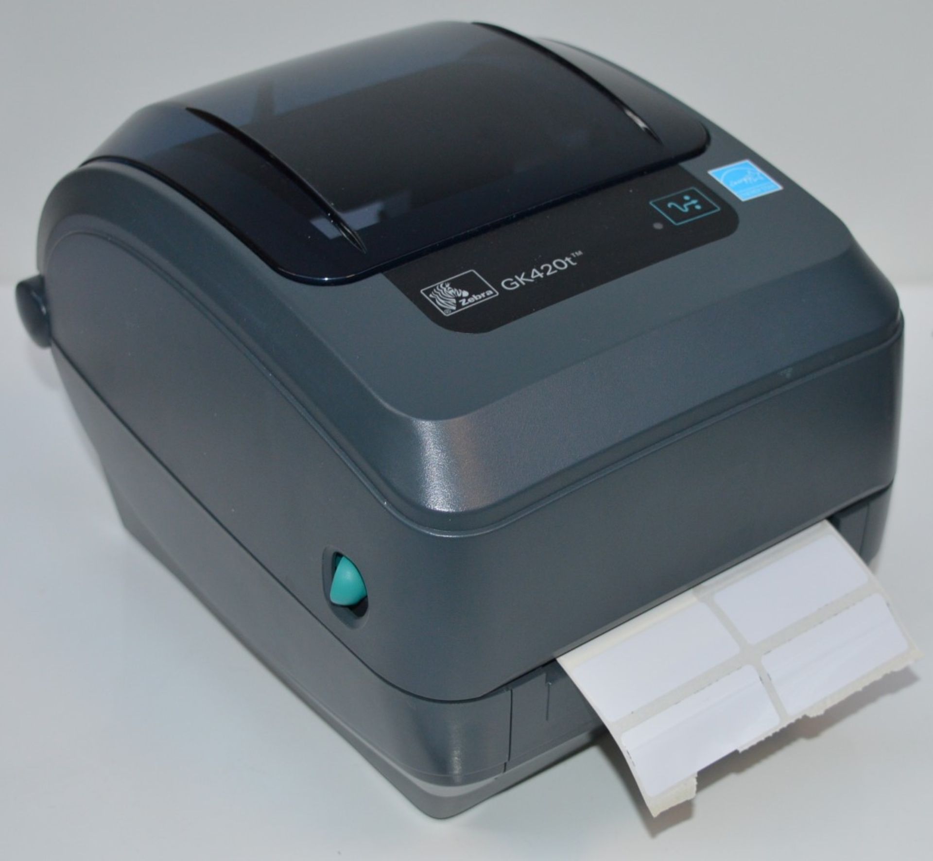 1 x Zebra GK420t Thermal Transfer Label Printer - USB & Serial Connectivity - Includes Cables - - Image 4 of 10