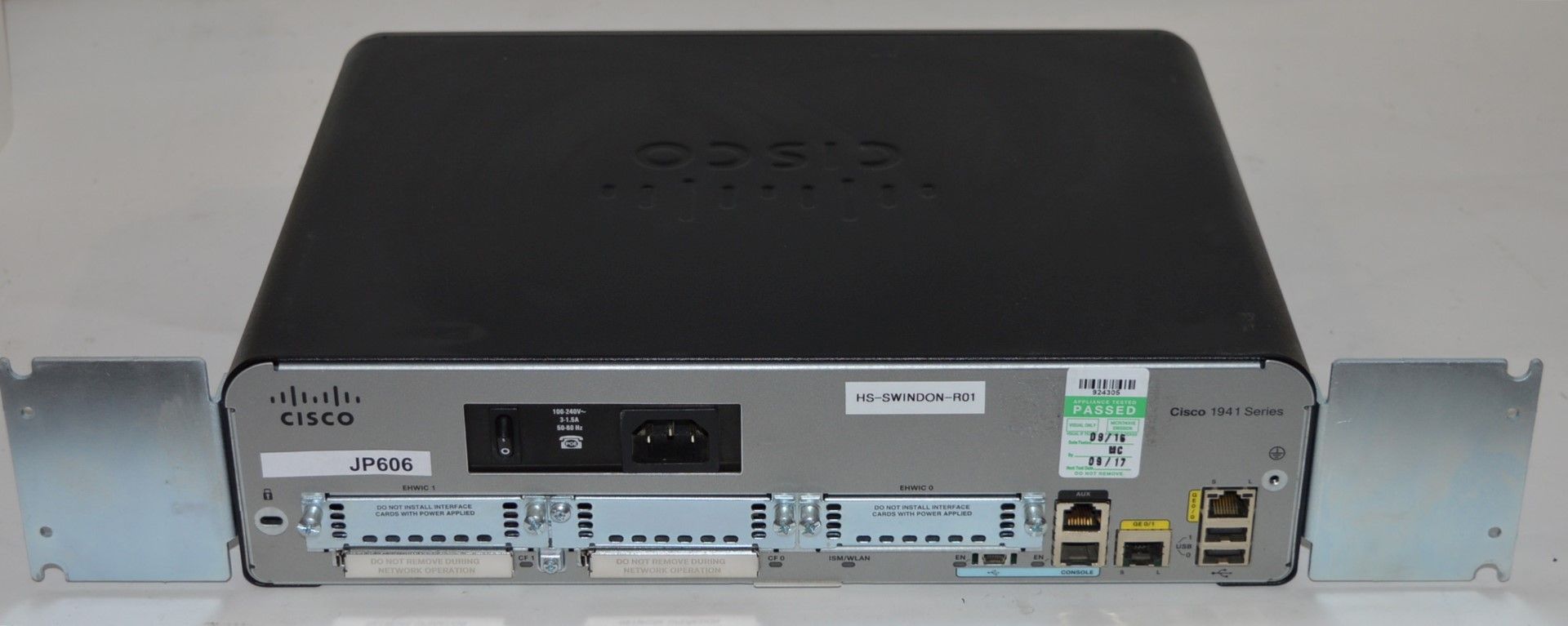 1 x Cisco 1941 Gigabit Port Router - Removed From Working Office Environment - CL400 Ref JP606 - - Image 2 of 5