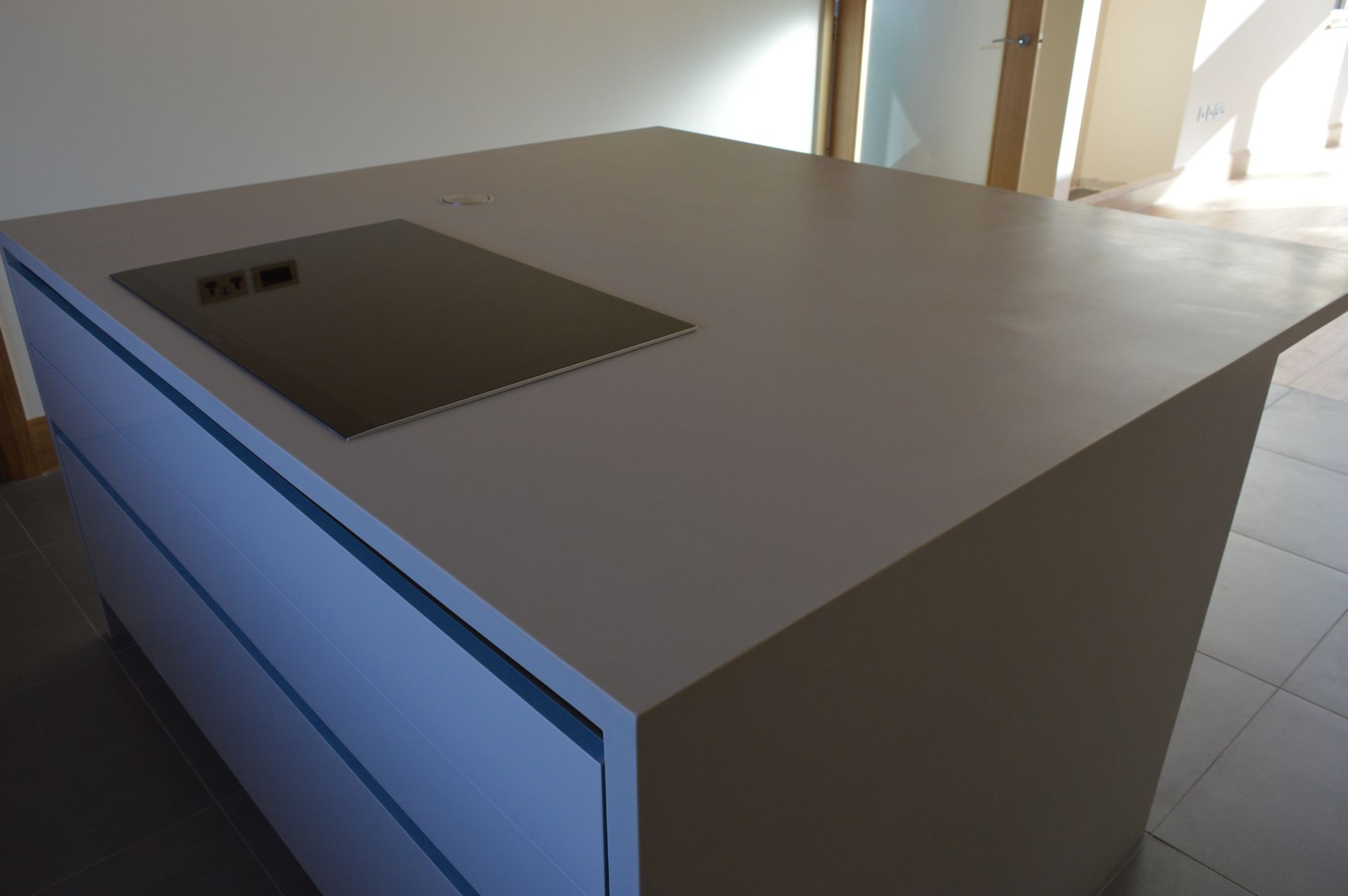 1 x Stunning KELLER Handleless FITTED KITCHEN With Corian Clay Worktops, Centre Island With - Image 29 of 104