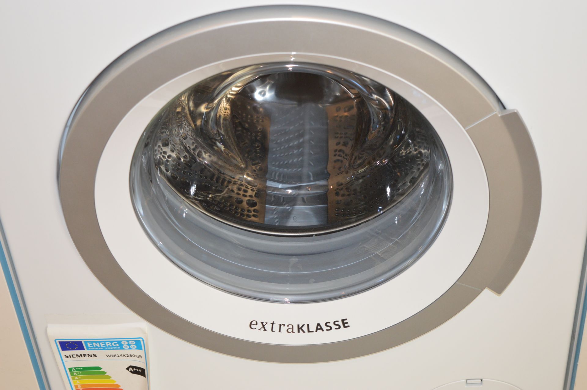1 x Siemens iQ300 extraKlasse Front Loading Automatic Washing Machine - Model Product IDWM14K280GB - - Image 6 of 9