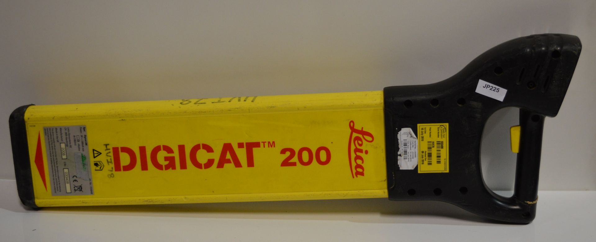 1 x Leica Digicat 200 Cable and Pipe Location Detector With Depth Reading Facility - CL007 - Ref