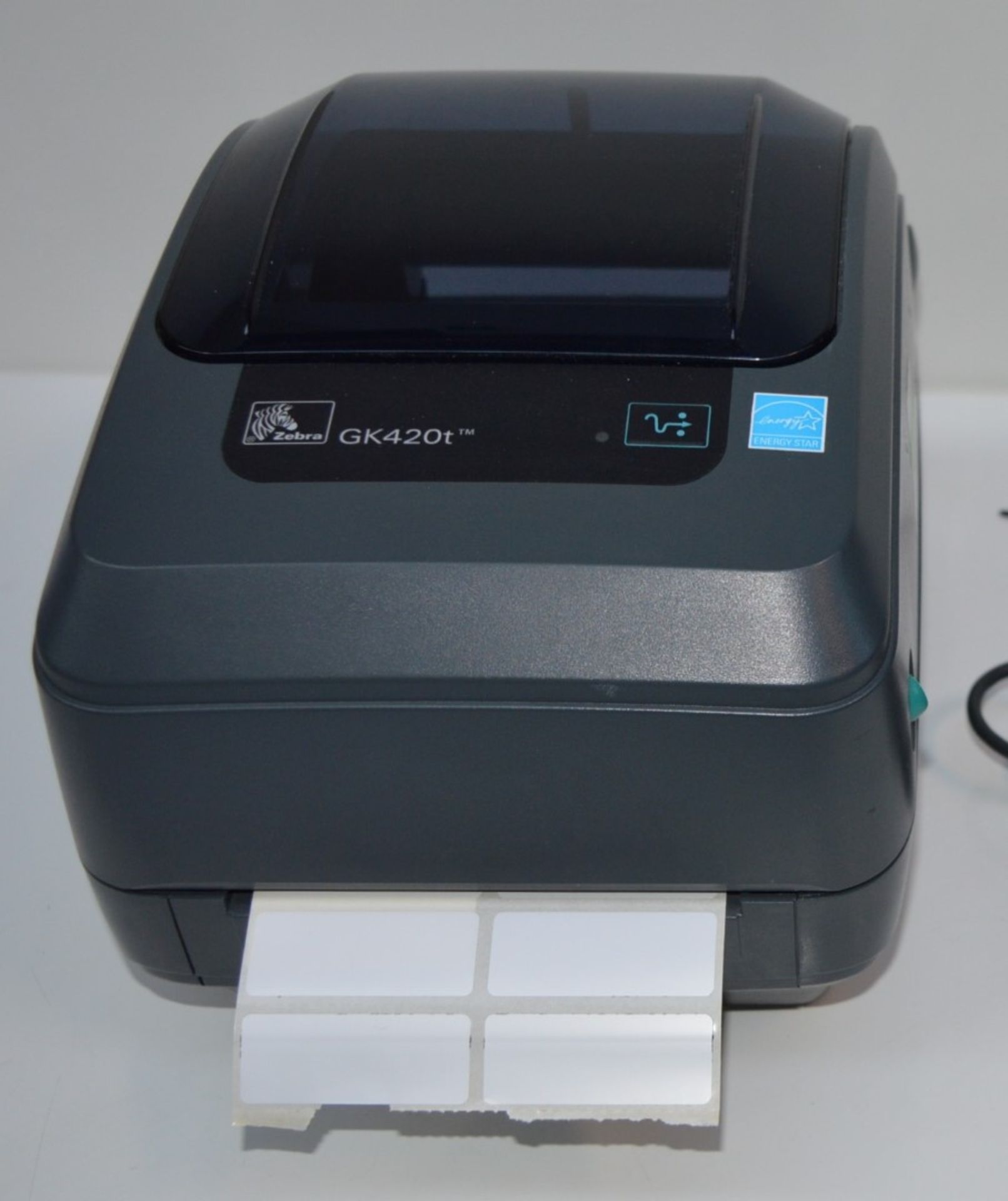 1 x Zebra GK420t Thermal Transfer Label Printer - USB & Serial Connectivity - Includes Cables - - Image 2 of 10