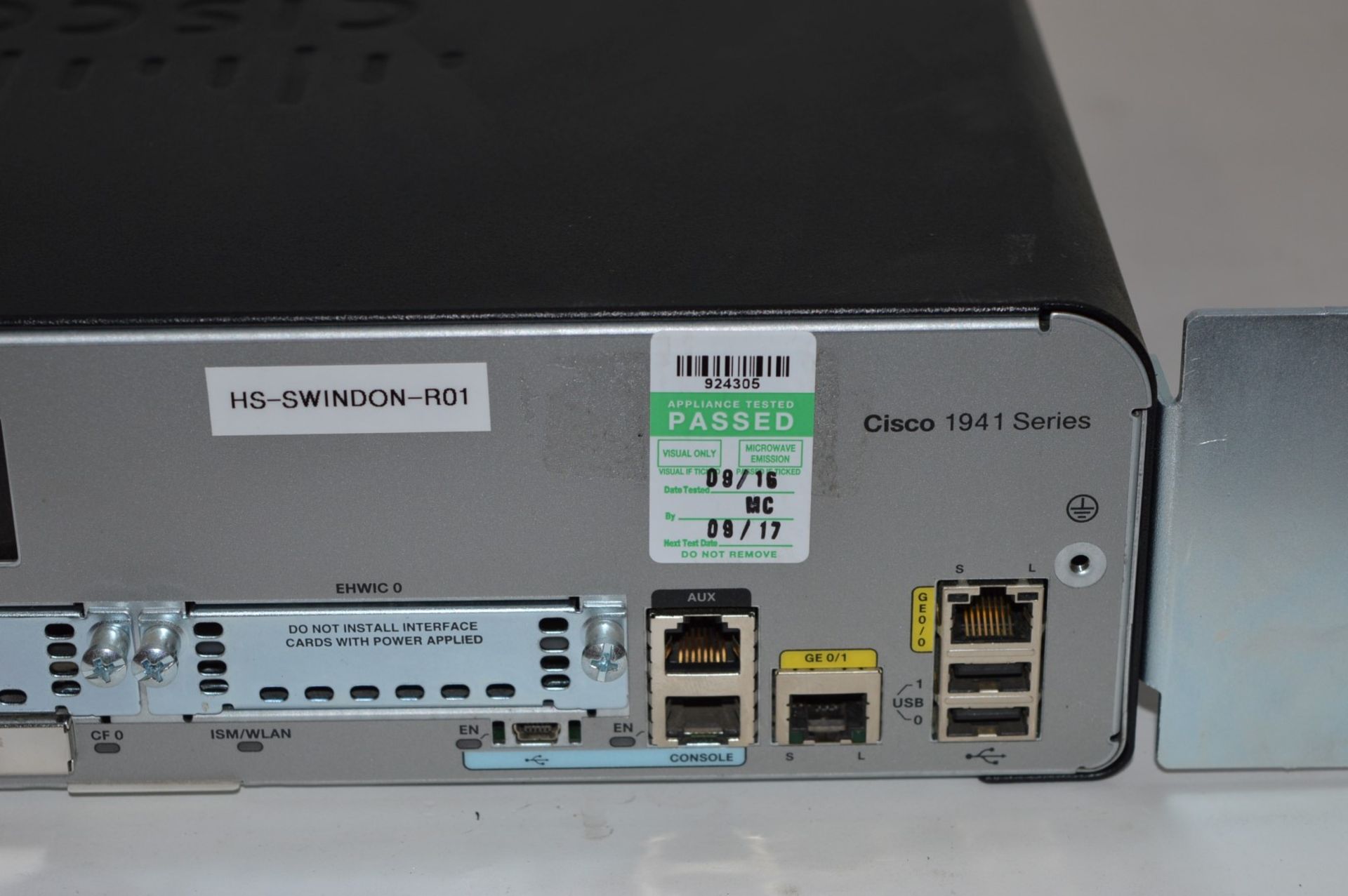 1 x Cisco 1941 Gigabit Port Router - Removed From Working Office Environment - CL400 Ref JP606 - - Image 4 of 5