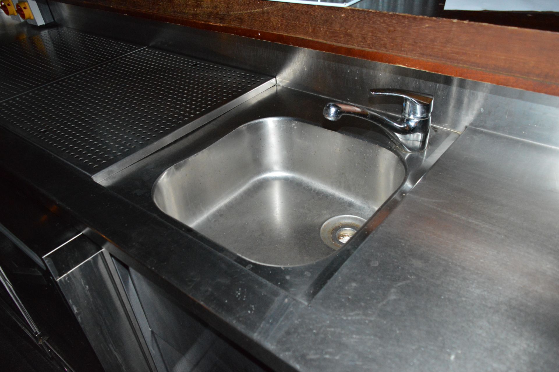 1 x Stainless Steel Bar Server Unit With Wash Basins - More Info to Follow - CL350 - Ref In2-060 - - Image 11 of 11