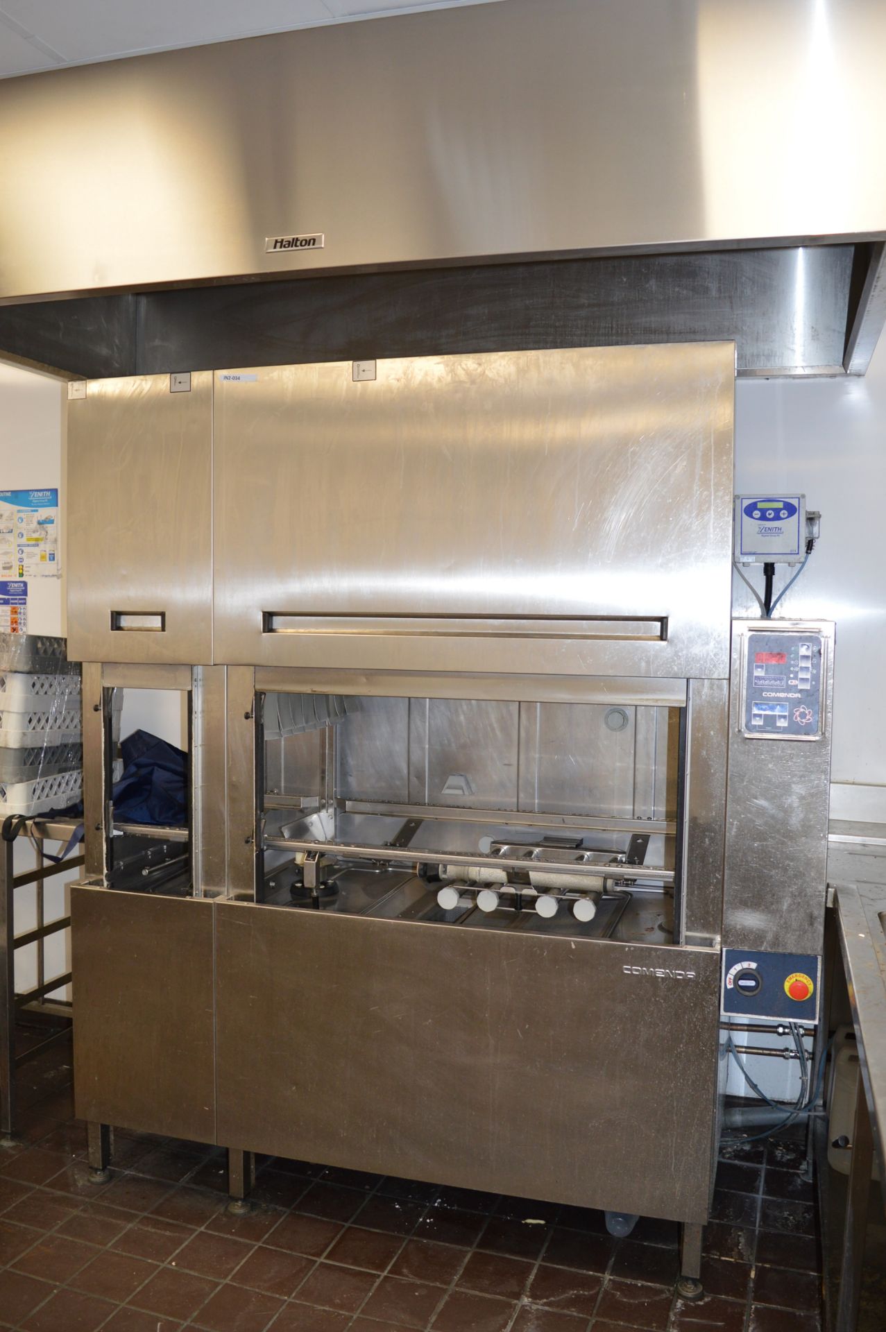 1 x Comenda AC2E Series Rack Conveyor Dish and Pot Washing Station - All Stainless Steel - Full - Image 6 of 14