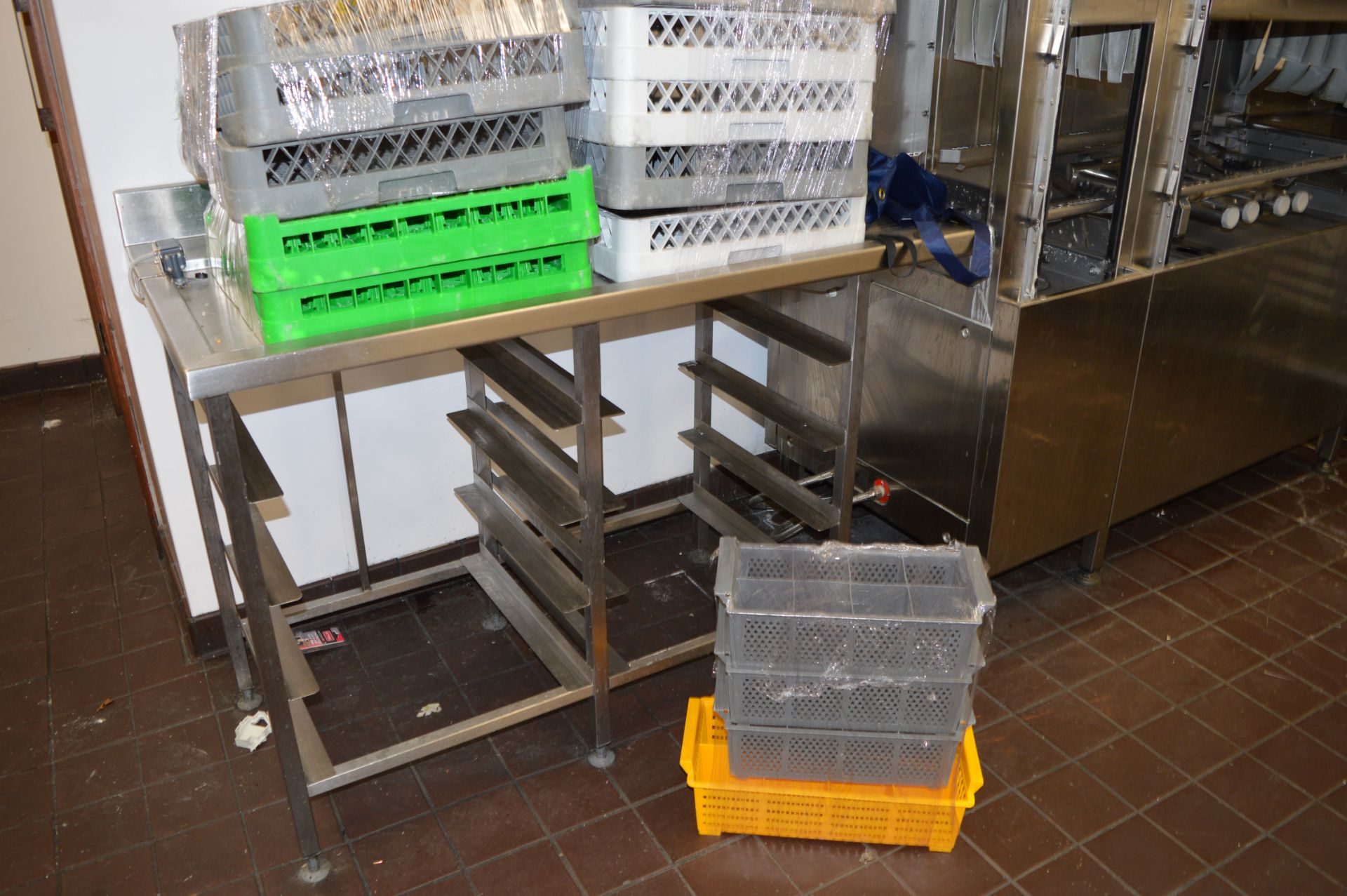 1 x Comenda AC2E Series Rack Conveyor Dish and Pot Washing Station - All Stainless Steel - Full - Image 11 of 14