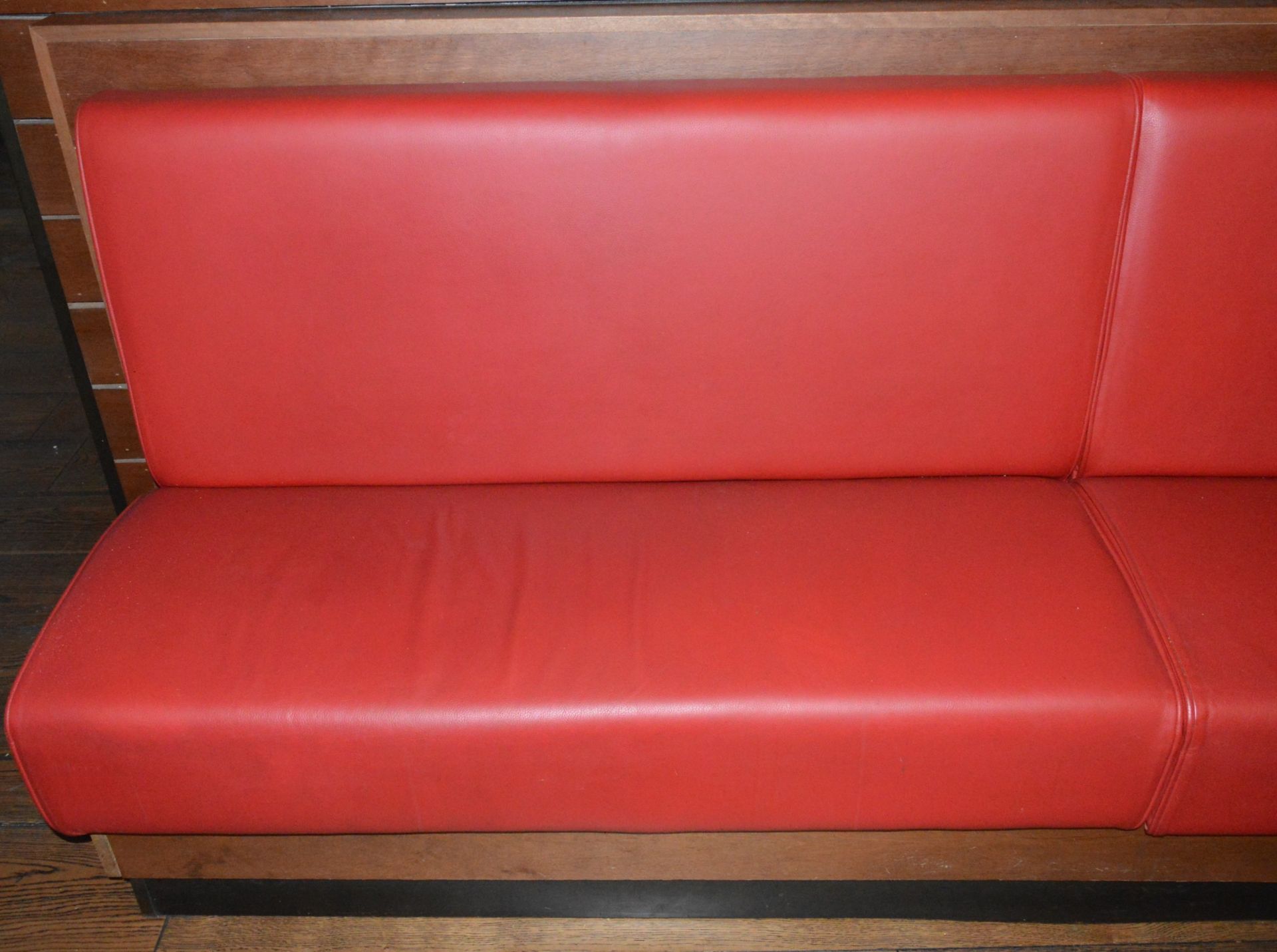 1 x High Back Seating Bench Upholstered in Red Leather With Oak Base and Surround - Image 4 of 5