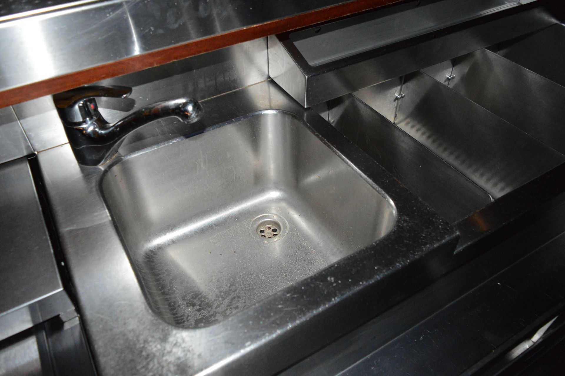 1 x Stainless Steel Double Speed Bar With Two Ice Wells and Two Sink Basins - More Info to - Image 8 of 10
