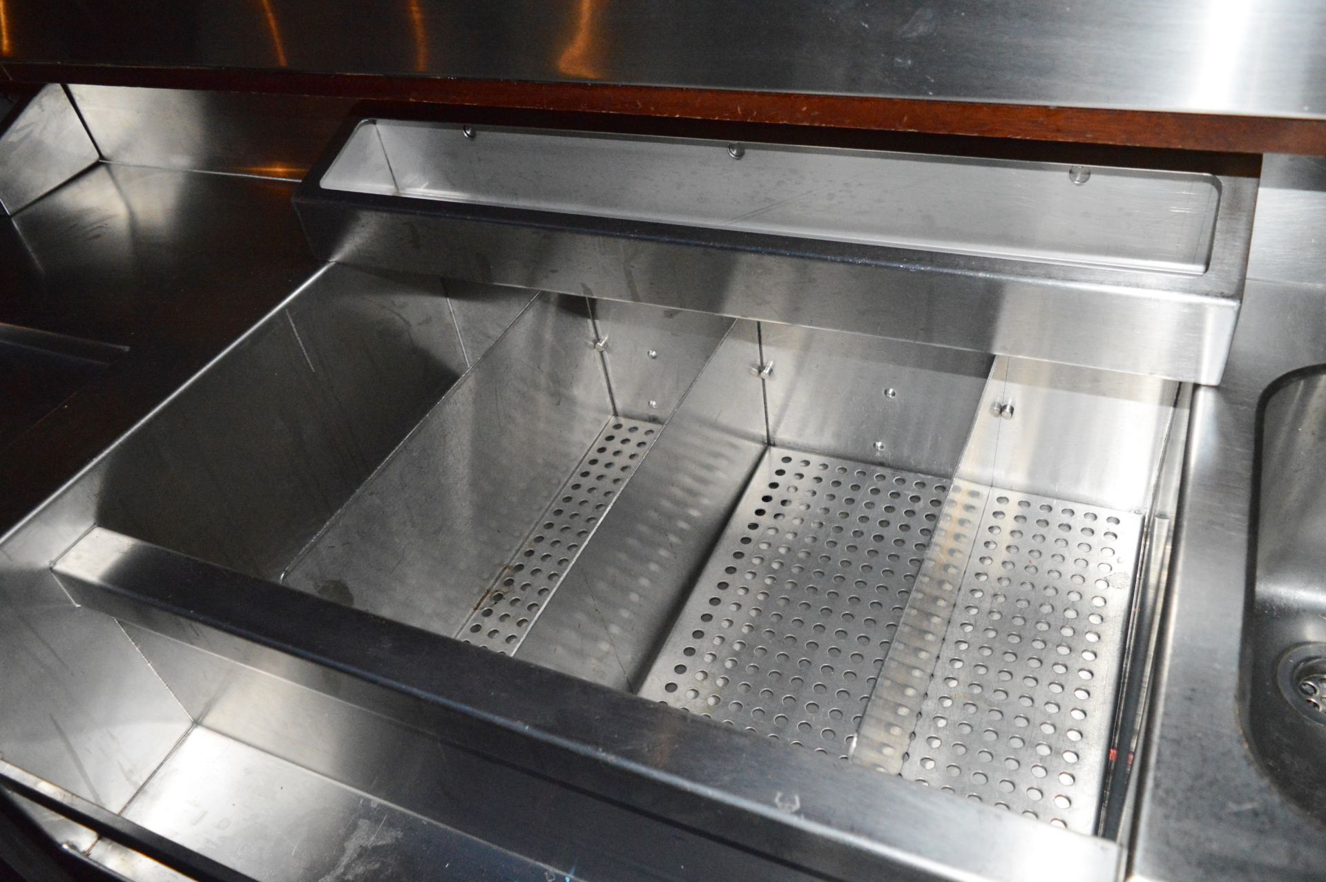 1 x Stainless Steel Double Speed Bar With Two Ice Wells and Two Sink Basins - More Info to - Image 6 of 10