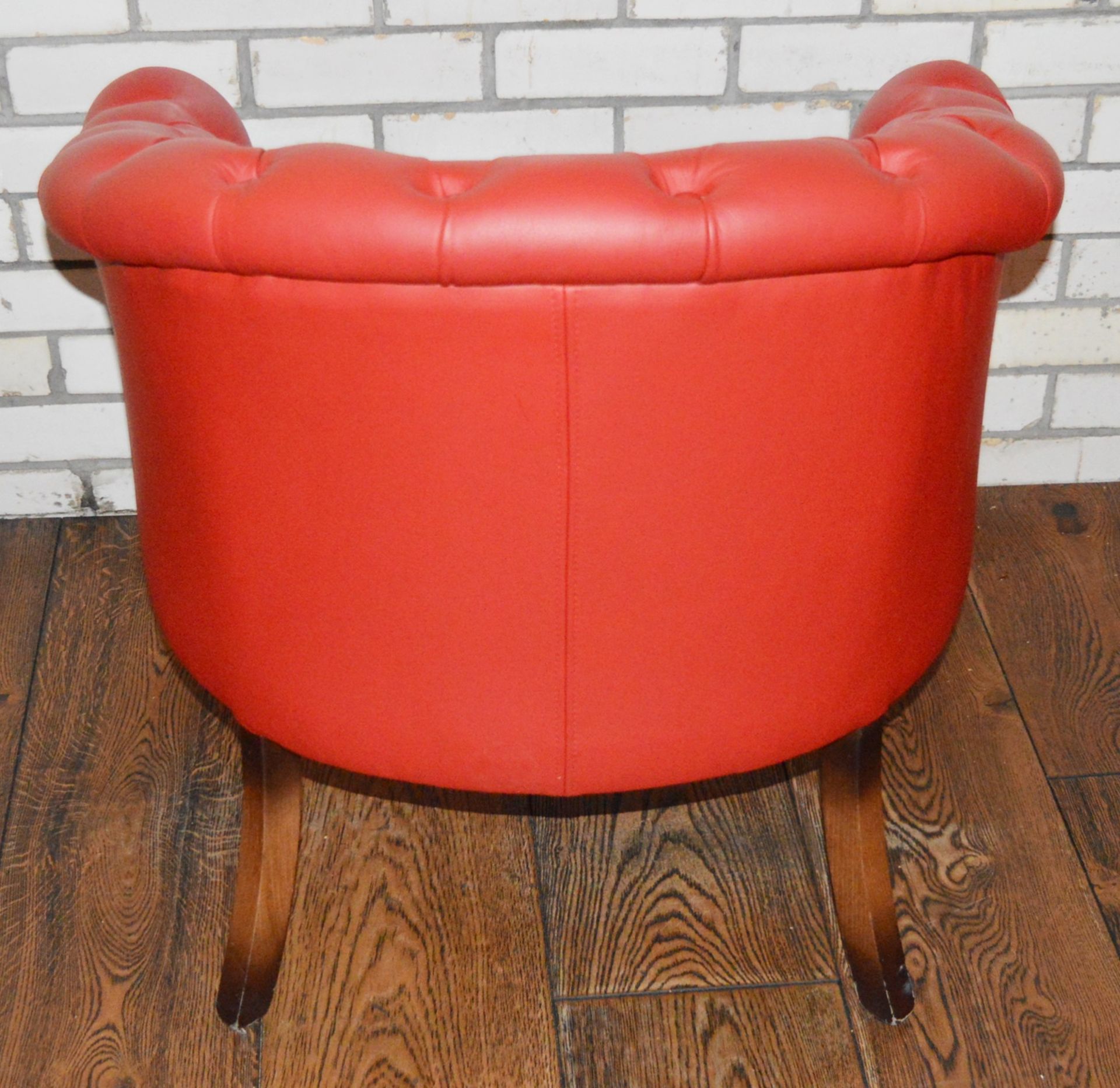 1 x Chesterfield Style Buttoned Back Red Leather Tub Chair With Hardwood Legs Finished in an - Image 3 of 8