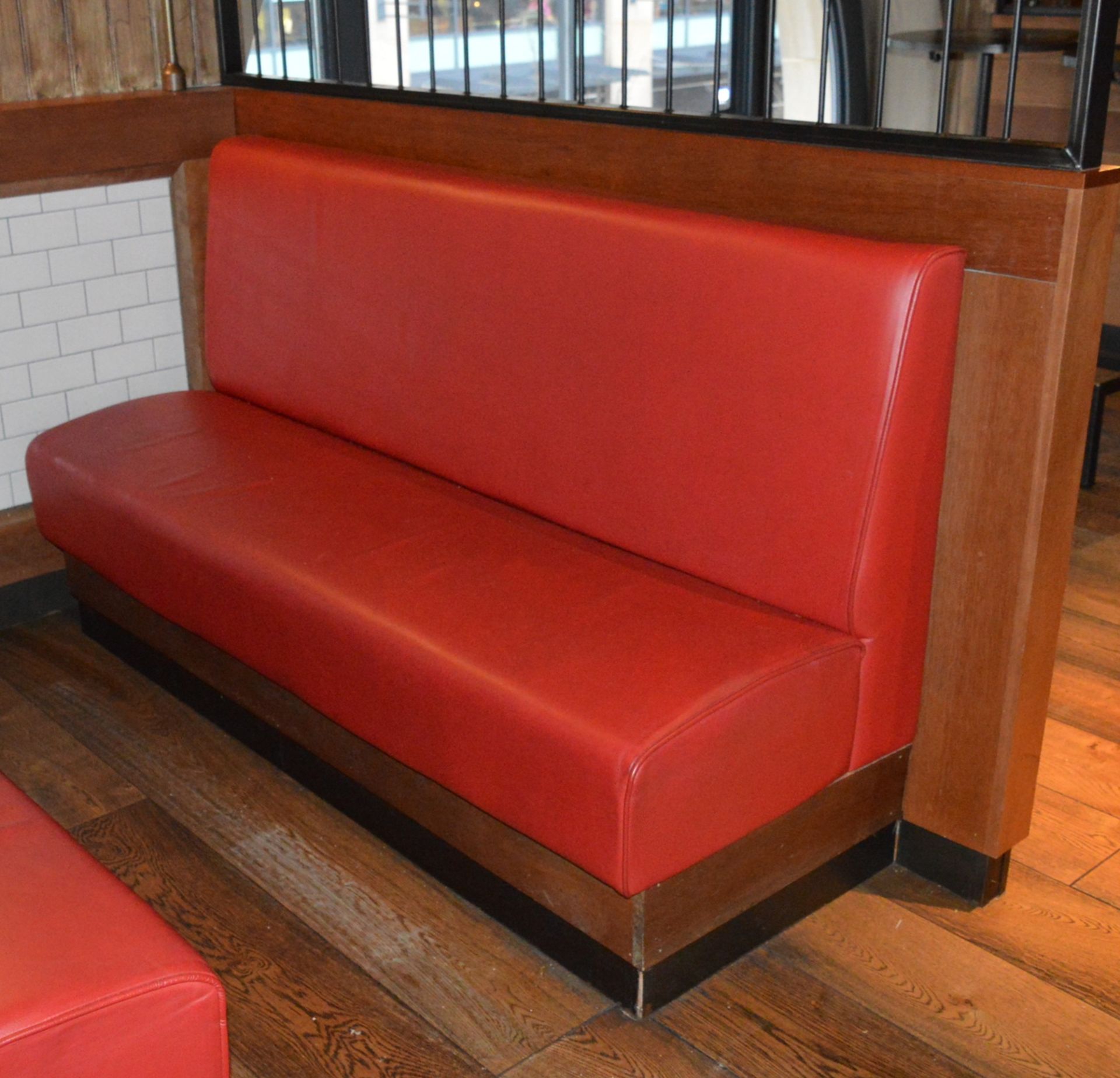1 x Contemporary Seating Booth Upholstered in Red Leather - Image 3 of 11