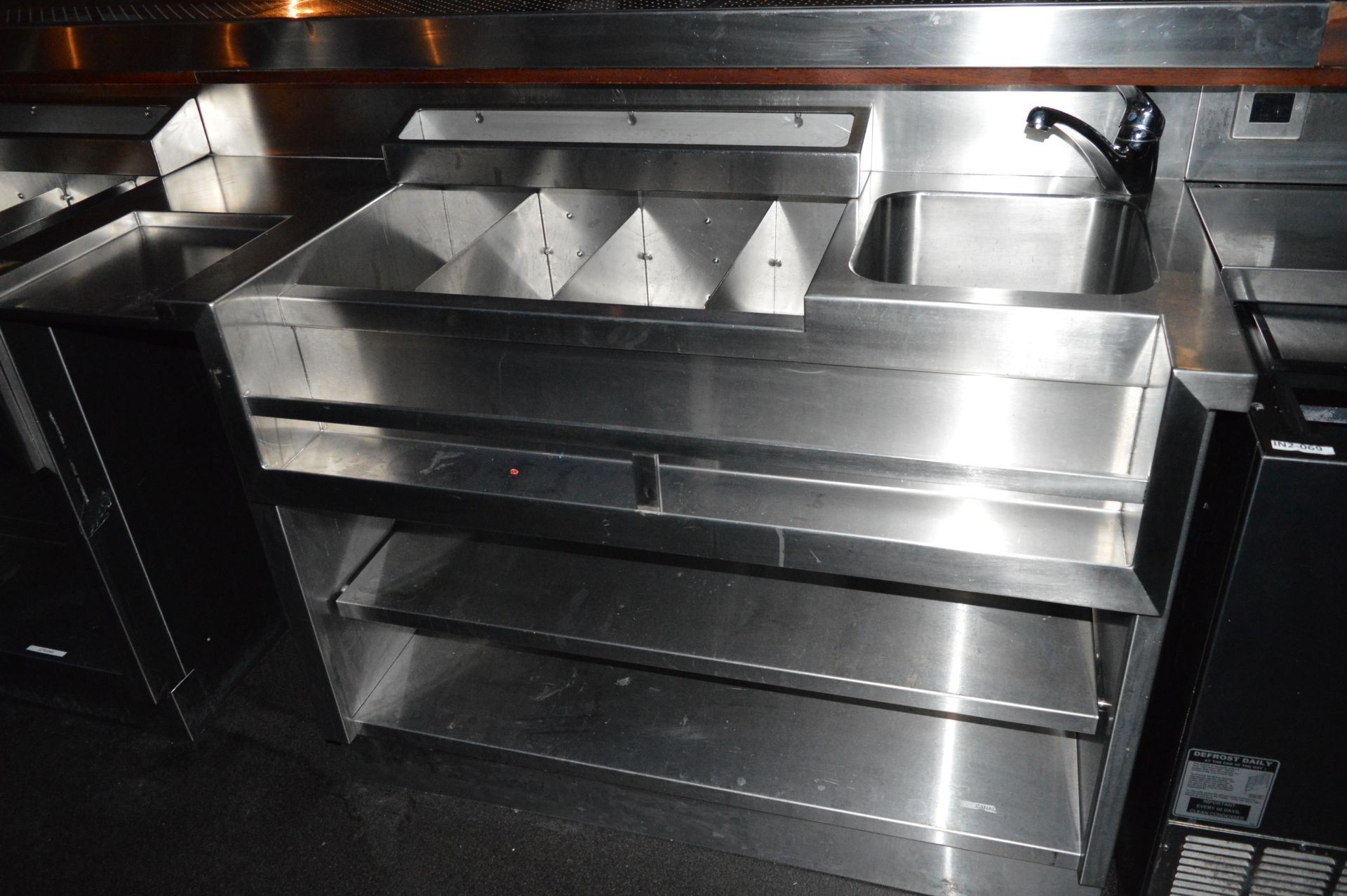 1 x Stainless Steel Double Speed Bar With Two Ice Wells and Two Sink Basins - More Info to - Image 4 of 10