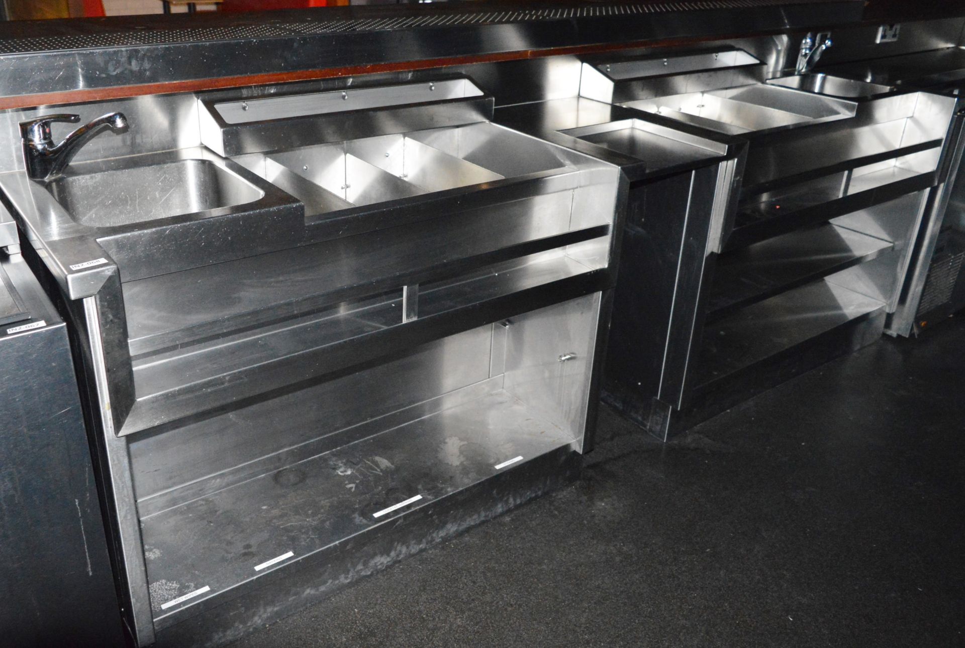 1 x Stainless Steel Double Speed Bar With Two Ice Wells and Two Sink Basins - More Info to - Image 2 of 10