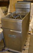 1 x Elite IFS-40 Free Standing Twin Basket Gas Fryer - Ref: FJC009 - CL124  - Recently Taken From A