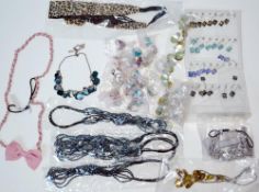 200 x Assorted Pieces Of Costume Jewellery & Fashion Accessories - Necklaces, Rings, Headbands and M