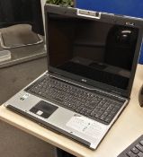 1 x Acer Travelmate 7510 Laptop Computer - Model 7513WSMi - Features 250gb Hard Drive, 2gb Ram,