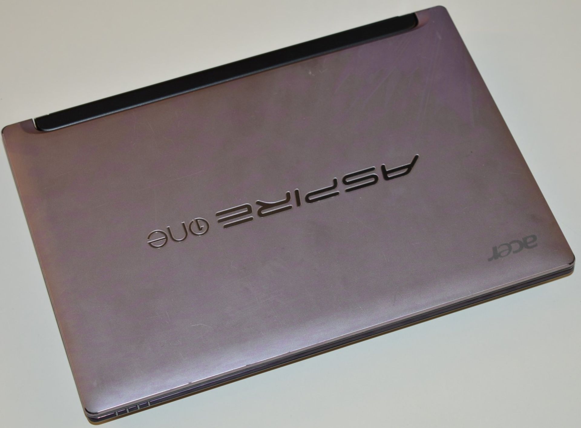 1 x Acer Aspire One Netbook Computer - Features 10 Inch Screen, 250gb Hard Drive, 1gb Ram, Intel 1. - Image 8 of 13