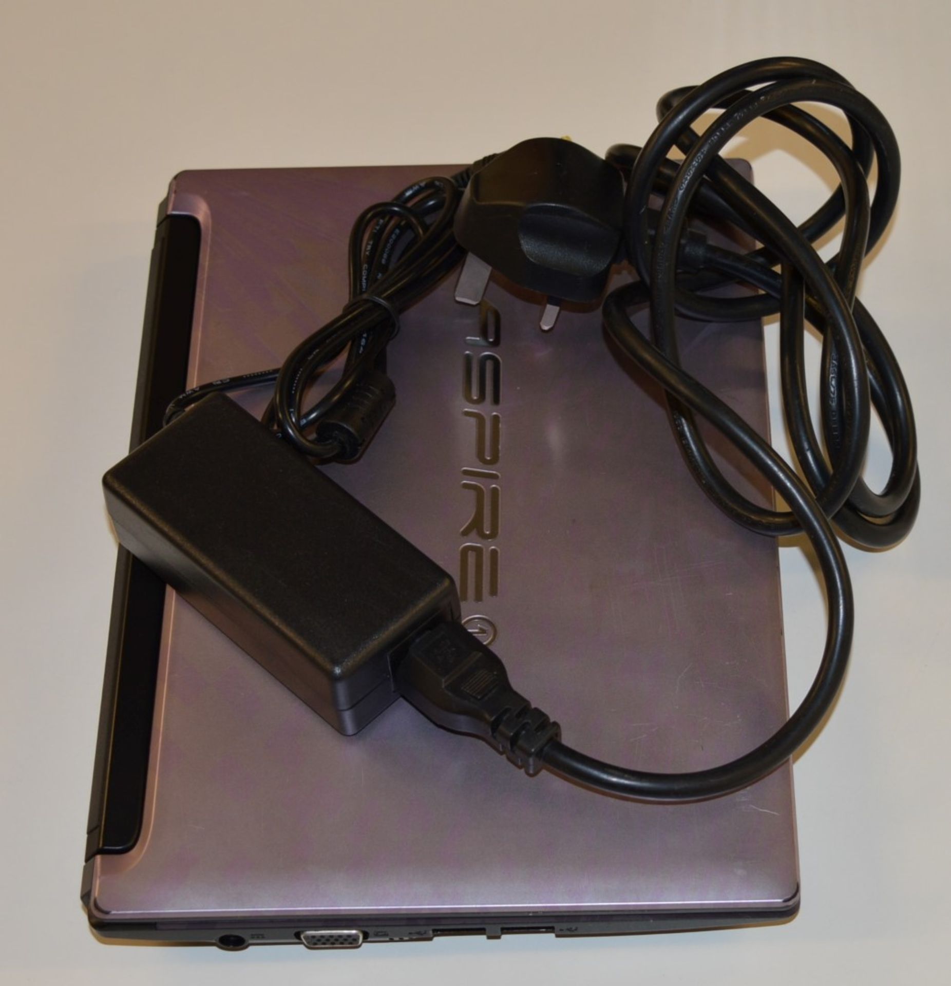 1 x Acer Aspire One Netbook Computer - Features 10 Inch Screen, 250gb Hard Drive, 1gb Ram, Intel 1. - Image 13 of 13