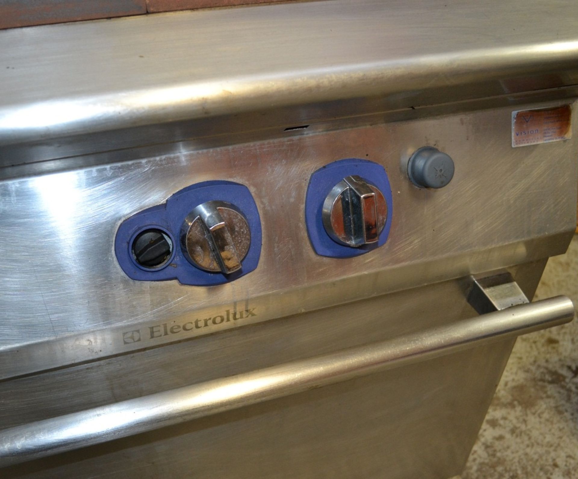 1 x Electrolux Commercial Stainless Steel Solid Top Oven With A Durable Cast-iron Cooking - Image 3 of 11