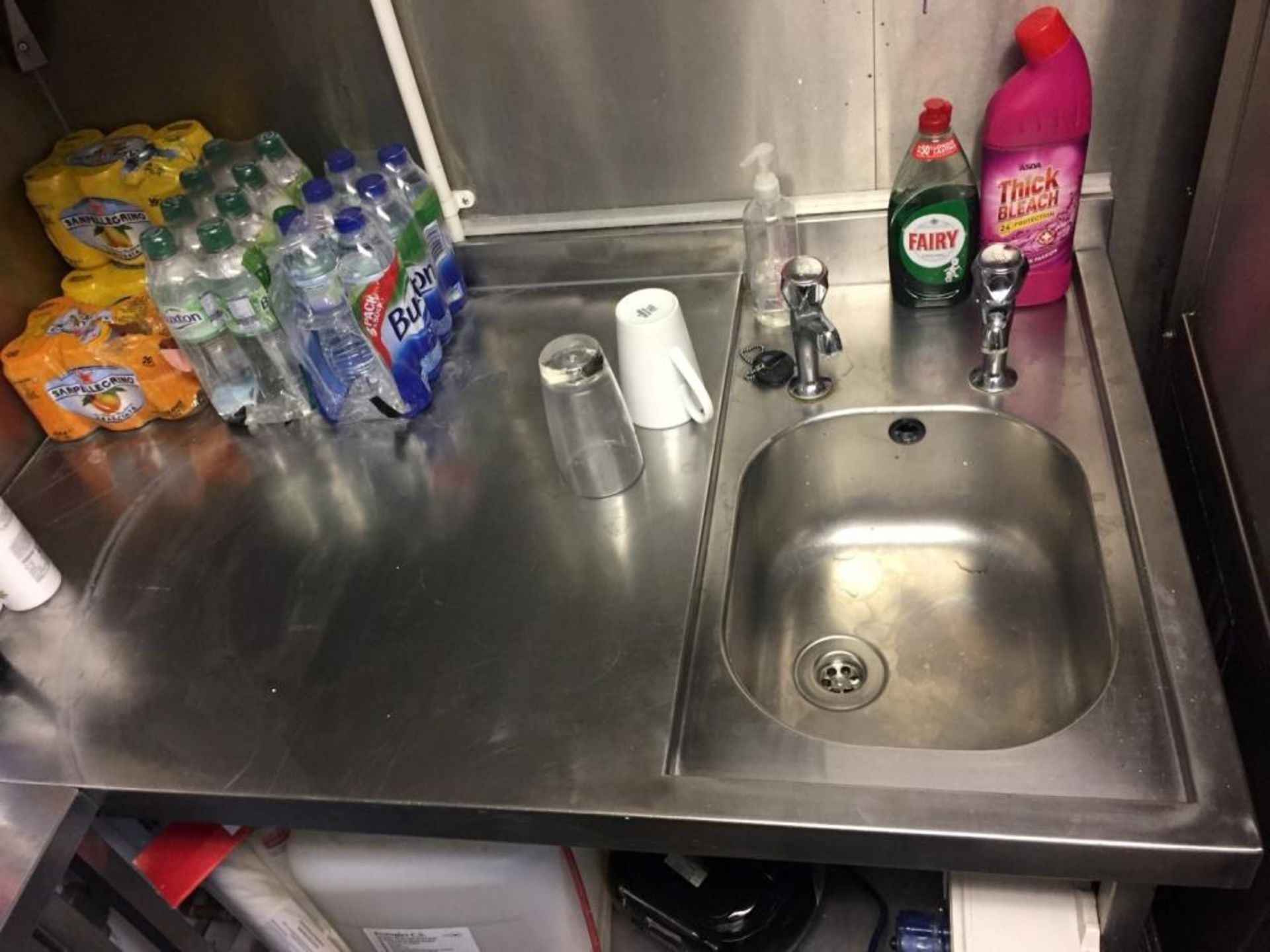 1 x Stainless Steel Commercial Sink Unit - Dimensions: 118 x 72 x H85cm - CL191 - Location: Leeds LS - Image 4 of 5