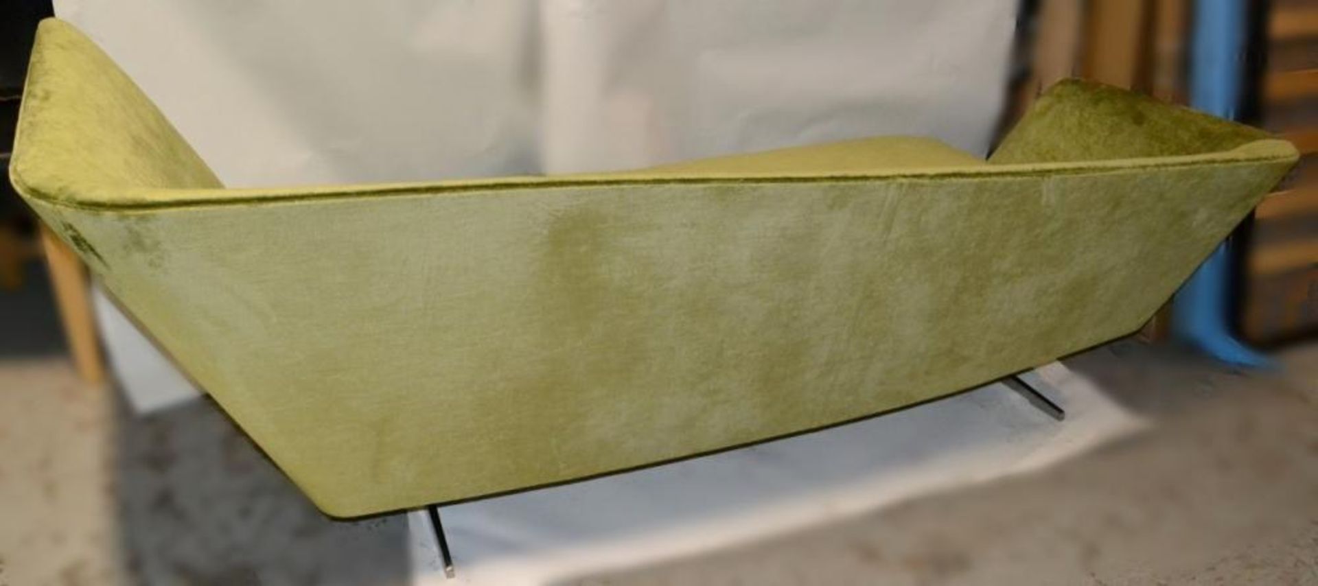 Flexform "Zeus" Sofa / Chais With 2 Scatter Cushions - Featuring A Shimmering Lime Chenille - Image 3 of 12