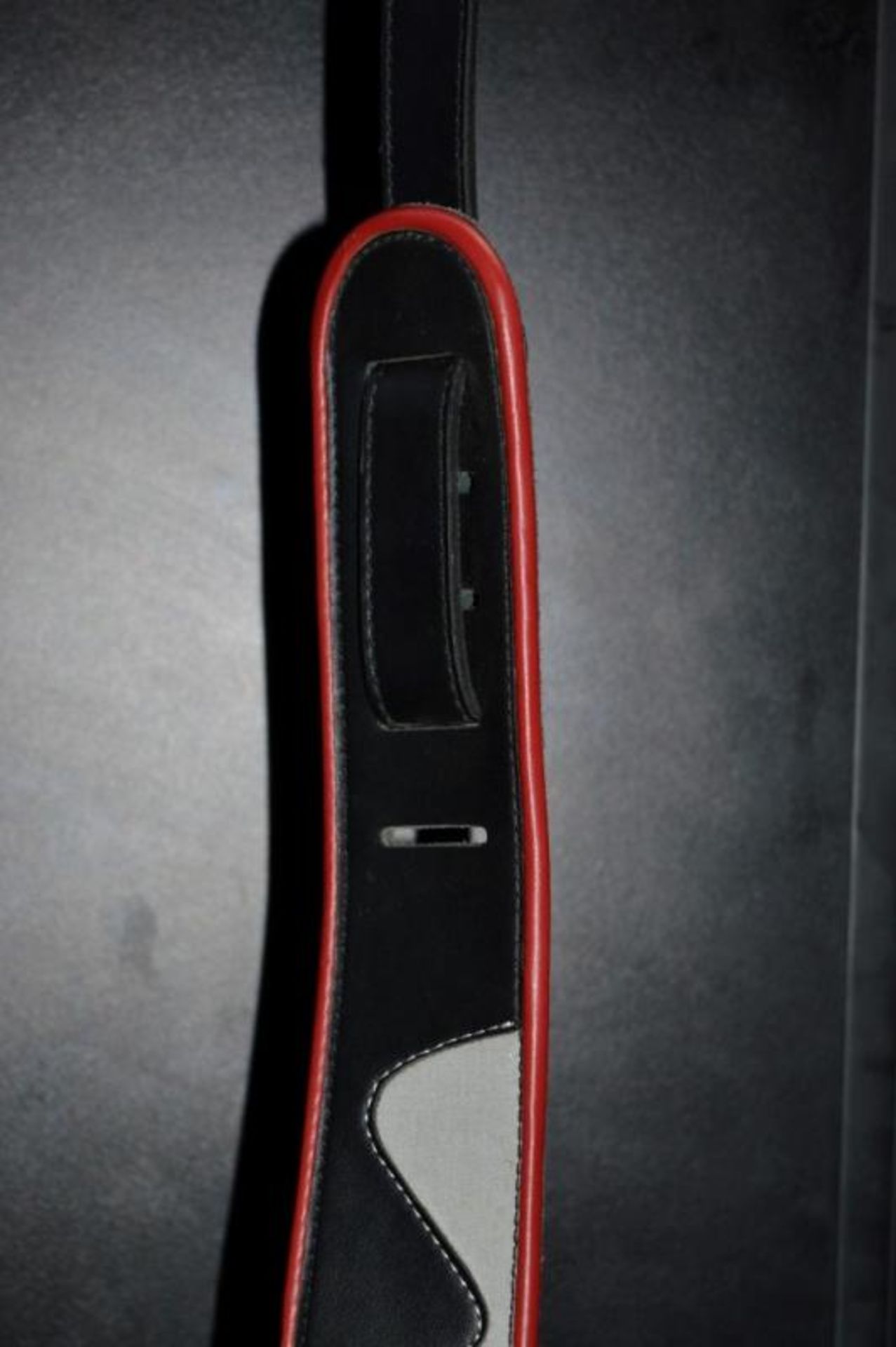 1 x Snarling Dogs Guitar Strap - CL022 - Ref SC059 - Location: Altrincham WA14 - Image 4 of 6