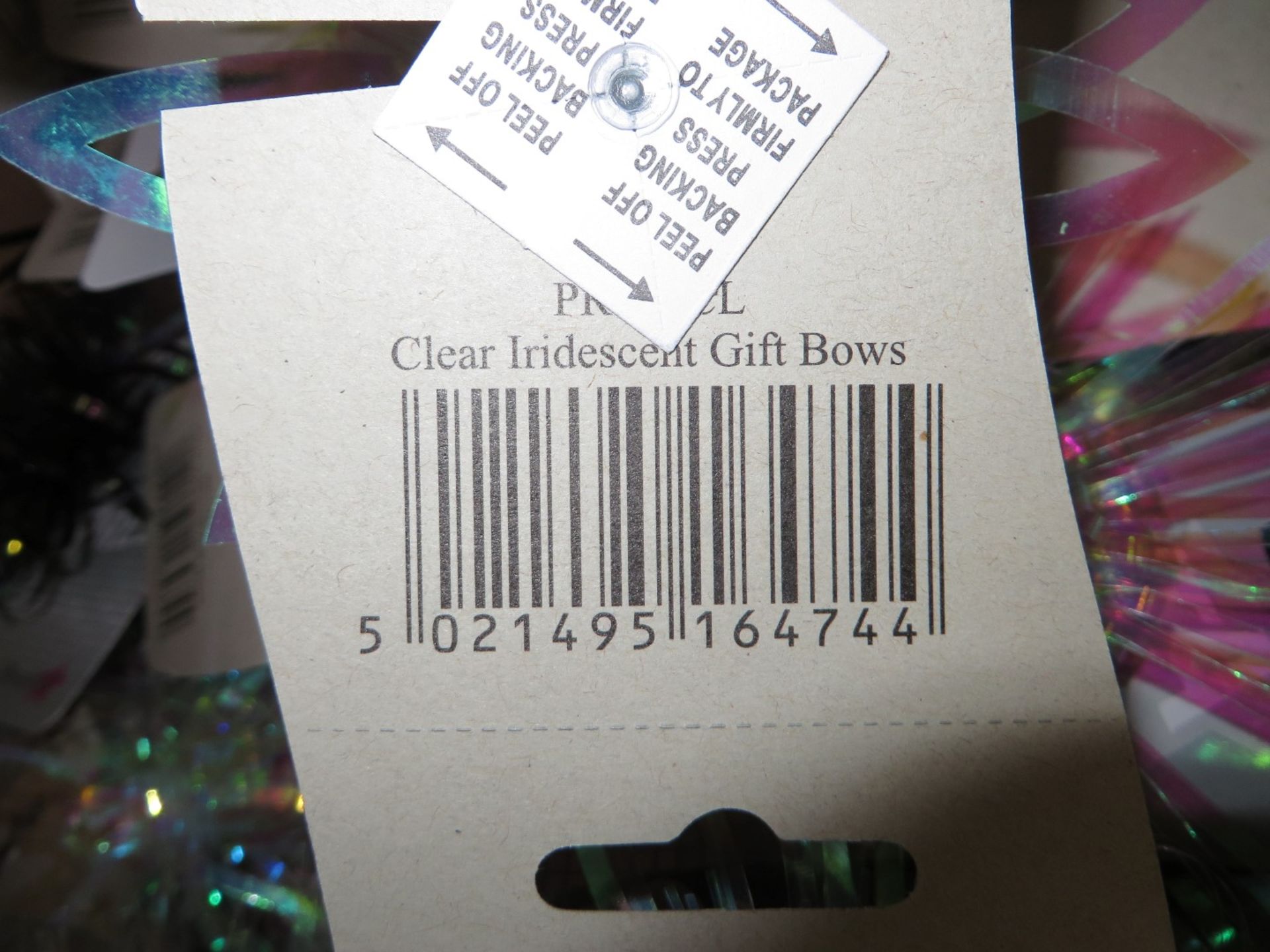 1 x Large Box of New Self-Adhesive Iridescent Present Bows - CL185 - Ref: DSY0256 - Location: Stoke- - Image 5 of 6