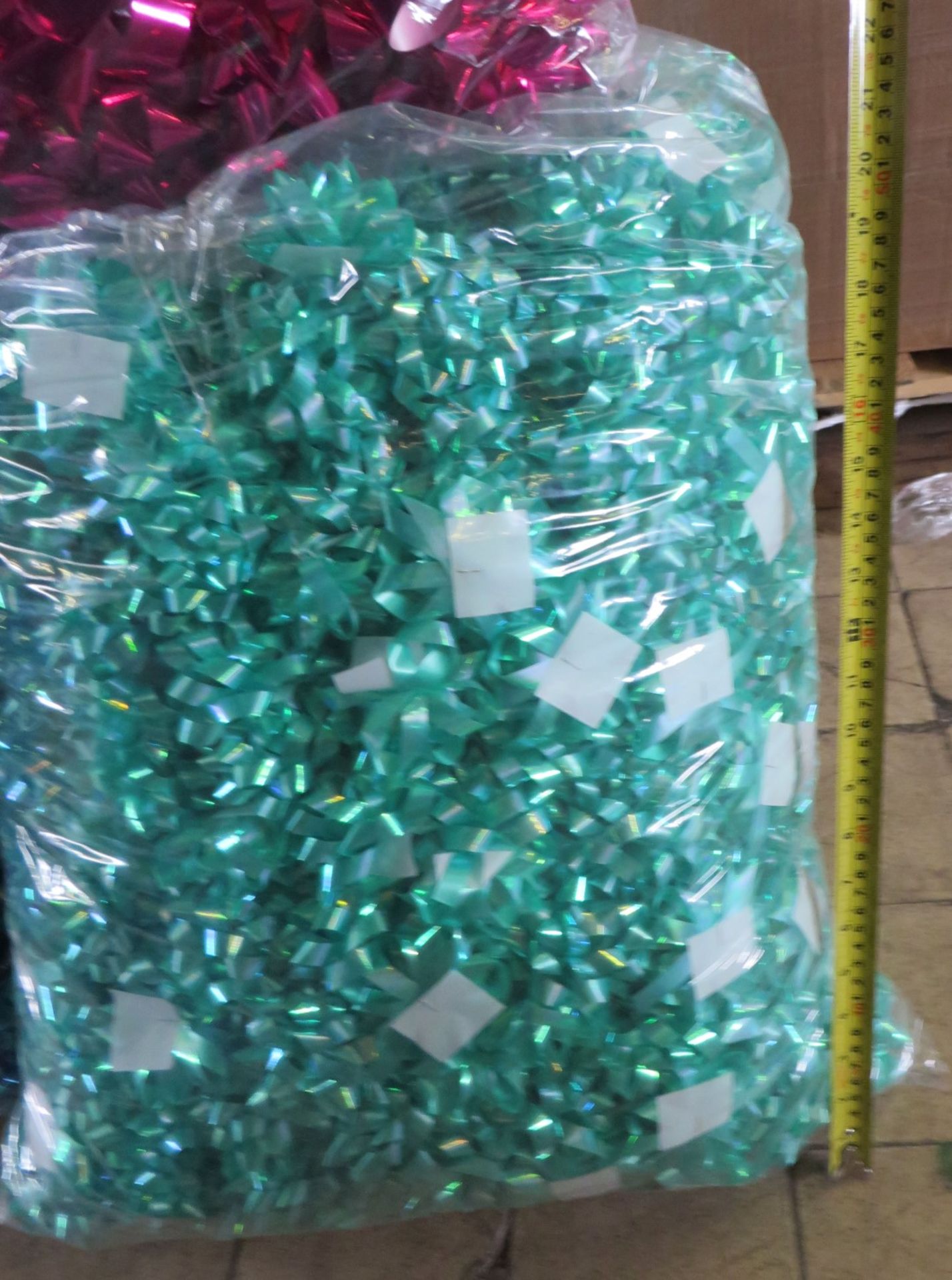 5 x Large Bags of New Self-Adhesive Present Bows - CL185 - Ref: DSY0253 - Location: Stoke-on-Trent S - Image 7 of 9