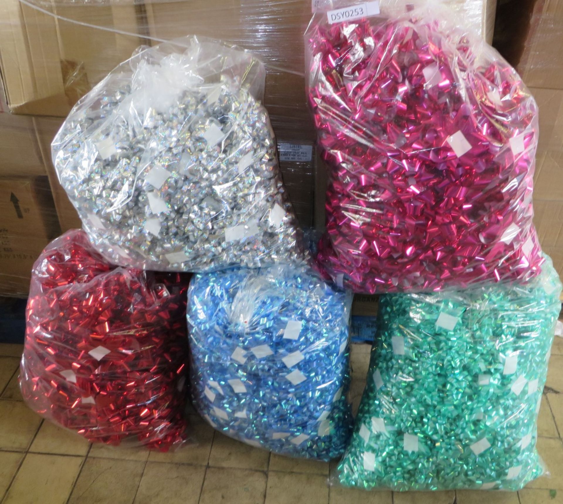 5 x Large Bags of New Self-Adhesive Present Bows - CL185 - Ref: DSY0253 - Location: Stoke-on-Trent S - Image 9 of 9