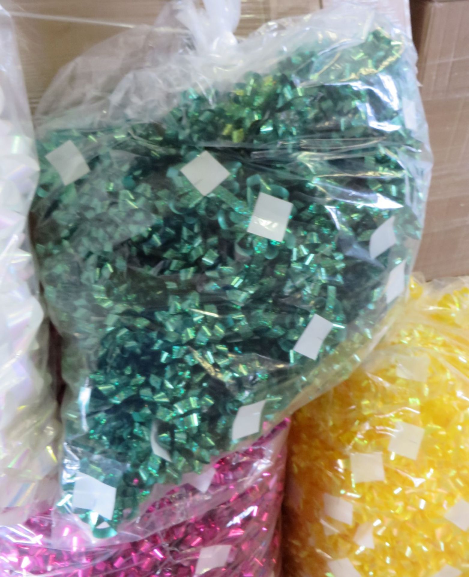 5 x Large Bags of New Self-Adhesive Present Bows - CL185 - Ref: DSY0252 - Location: Stoke-on-Trent S - Image 5 of 8