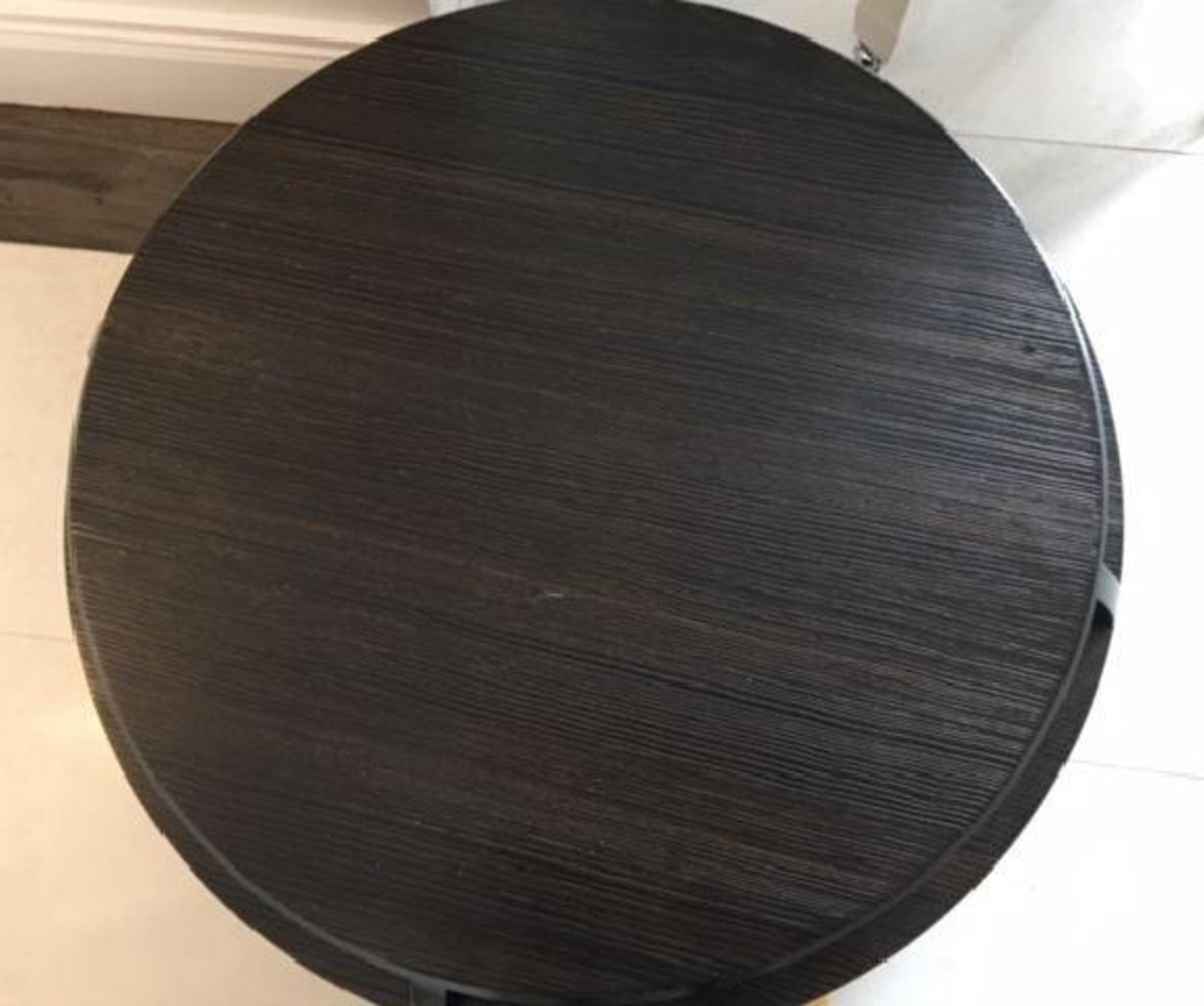 1 x Natuzzi Edgar Table in Black Pine Relief Veneer- CL187 - Location: Altrincham WA14 - Image 3 of 3