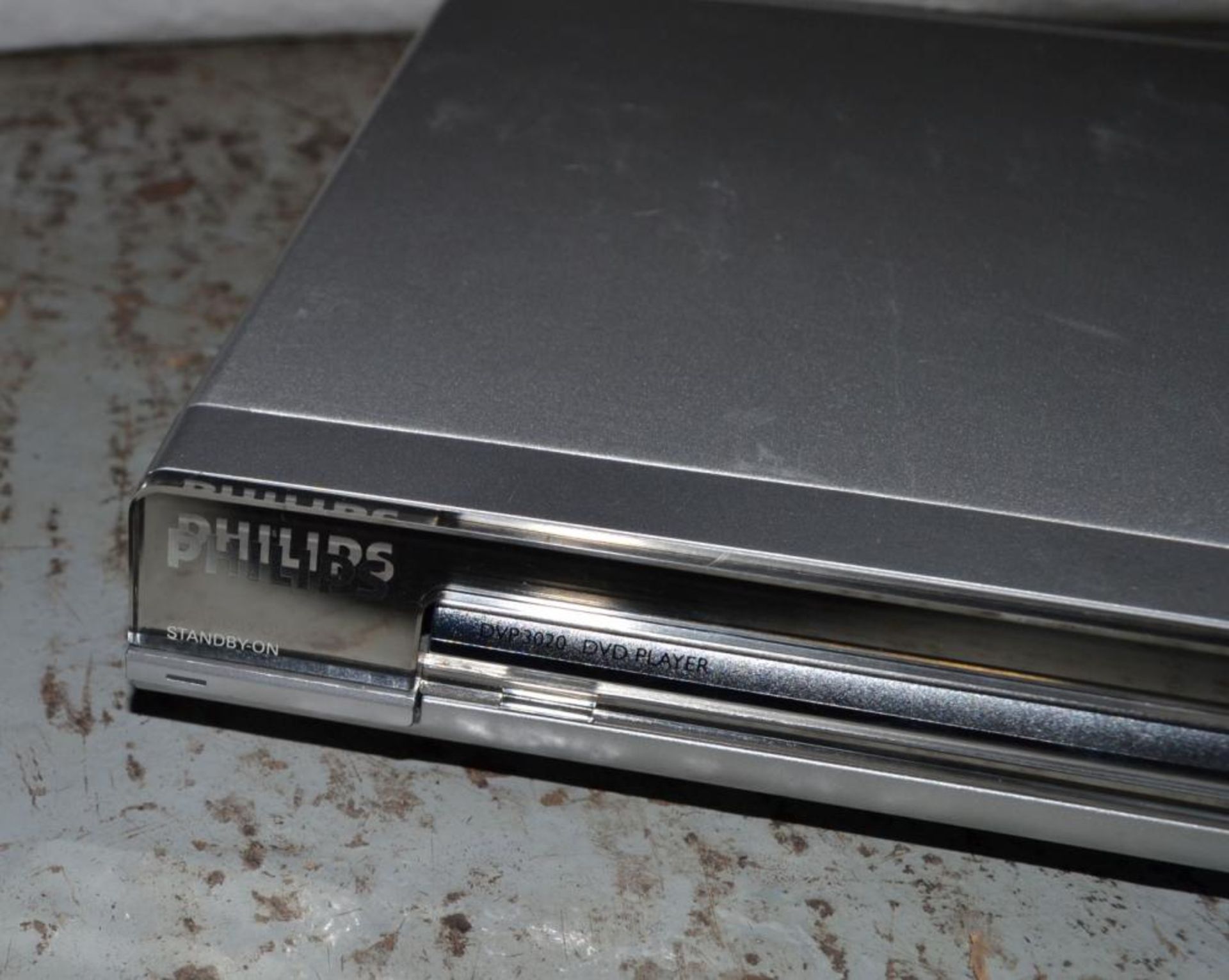 1 x Philips DVP3020/05 DVD Player - AE012 - CL007 - Location: Altrincham WA14 -No VAT on hammer - Image 5 of 6
