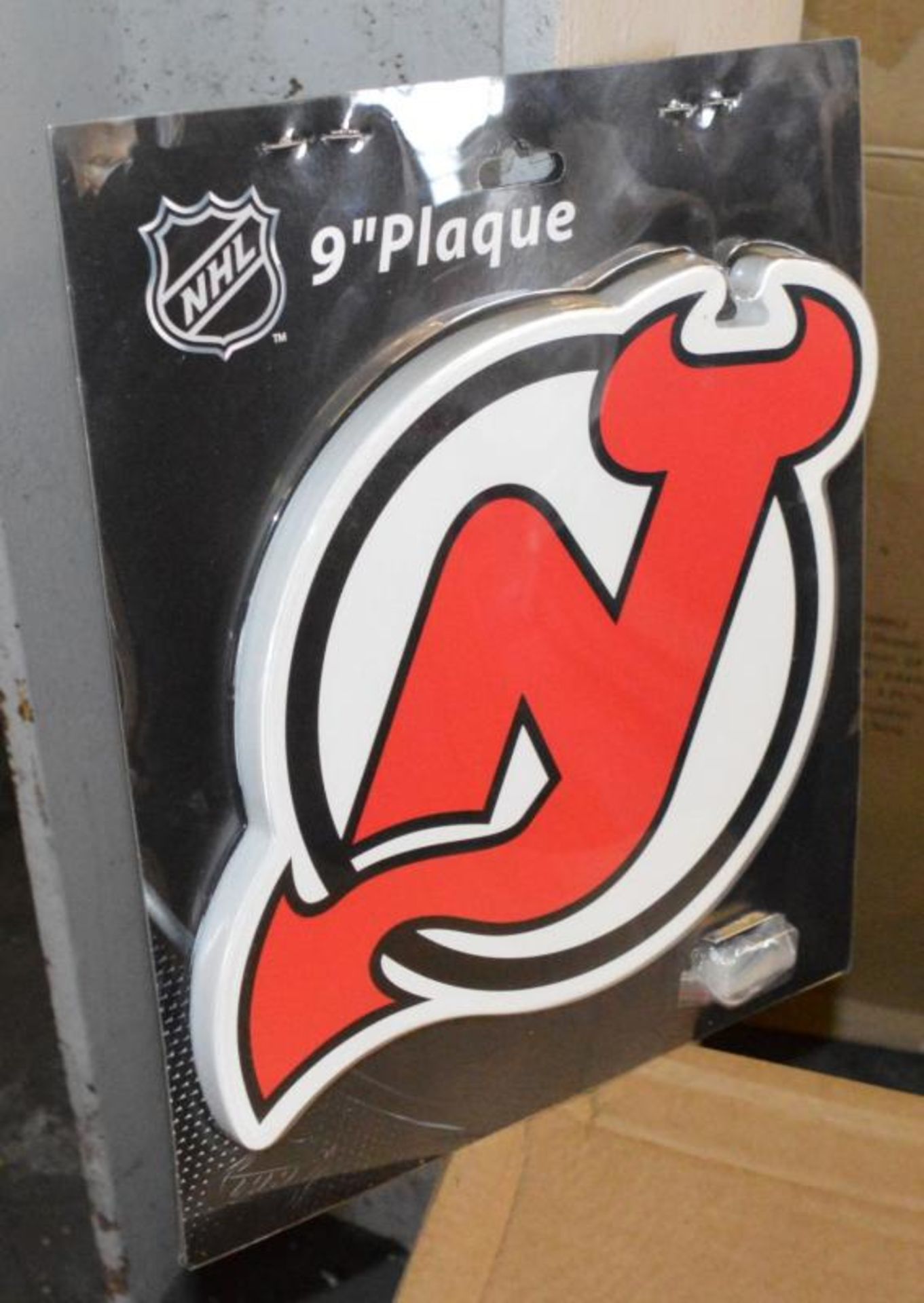 12 x 9"NHL Hockey New Jersey Devils Plaques - New/Boxed - CL185 - Ref: DRT0754 - Location: Stoke-on