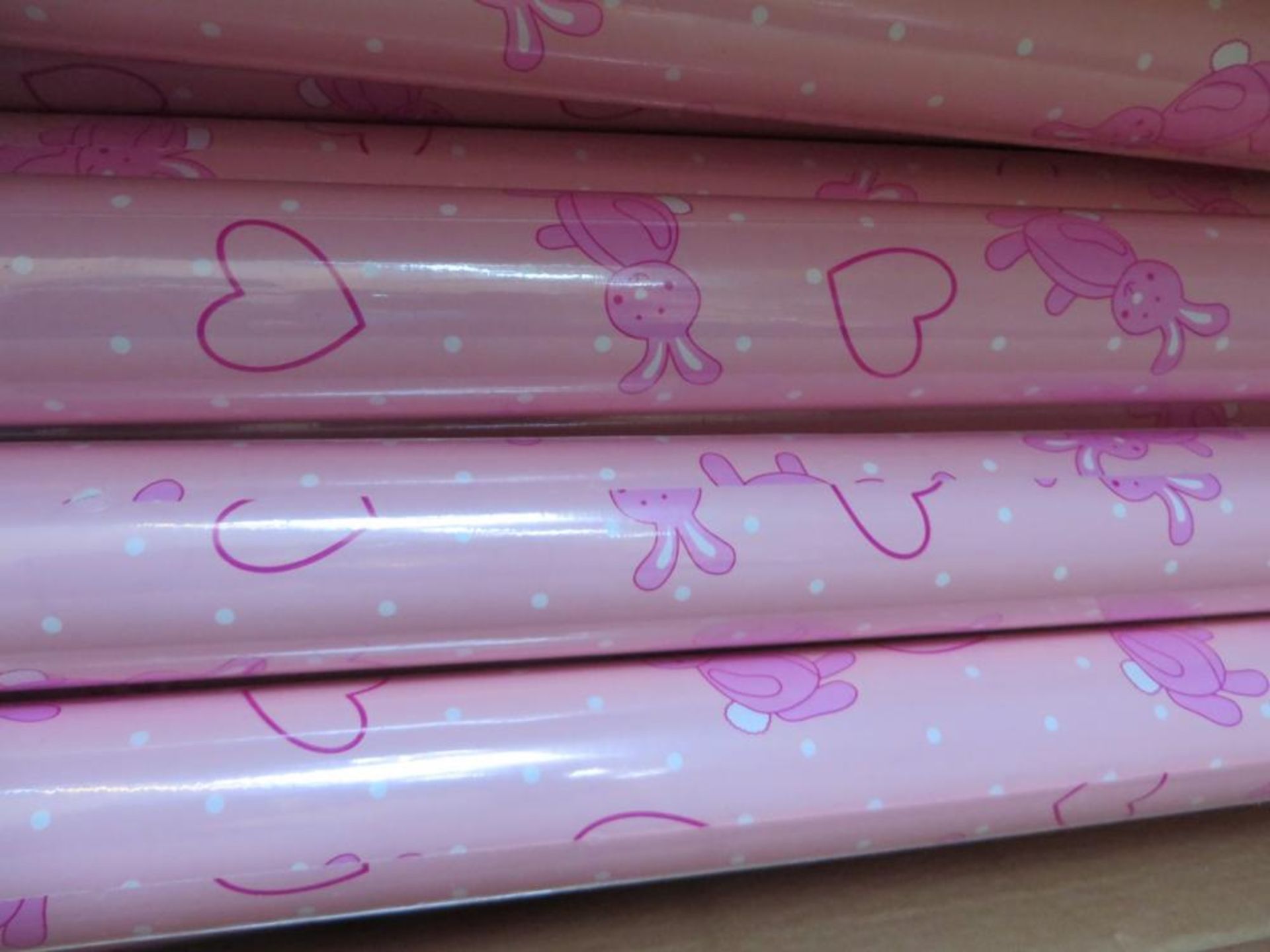 9 x Rolls of Bunny Wrap Wrapping Paper - CL185 - Ref: DRT0685 - Location: Stoke ST3 - Image 2 of 5