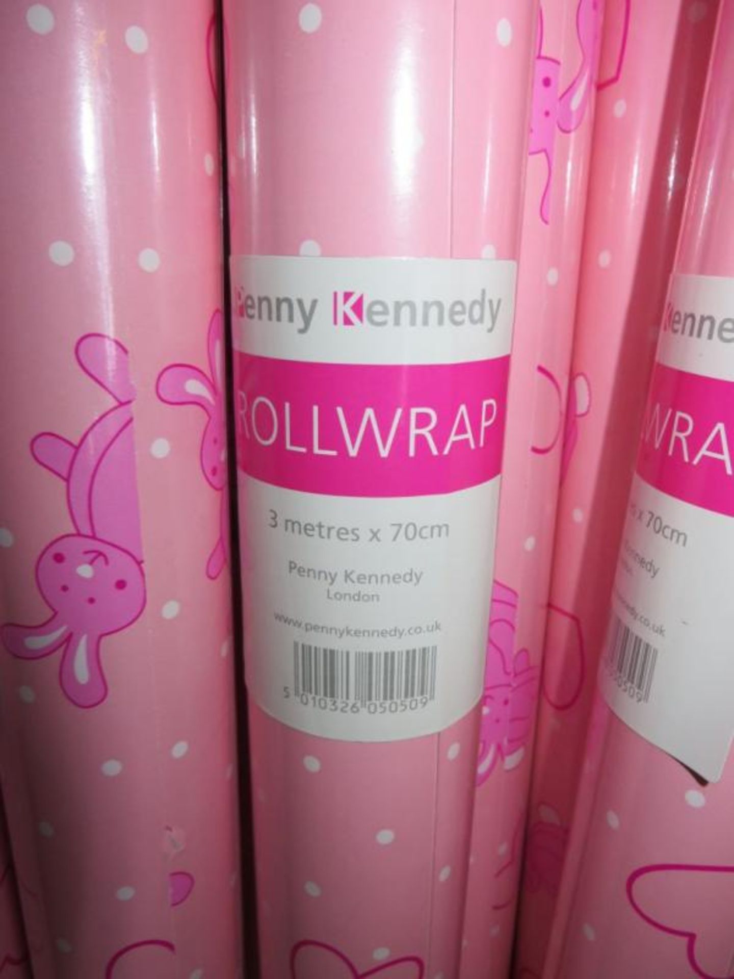 9 x Rolls of Bunny Wrap Wrapping Paper - CL185 - Ref: DRT0685 - Location: Stoke ST3 Items located in - Image 4 of 5