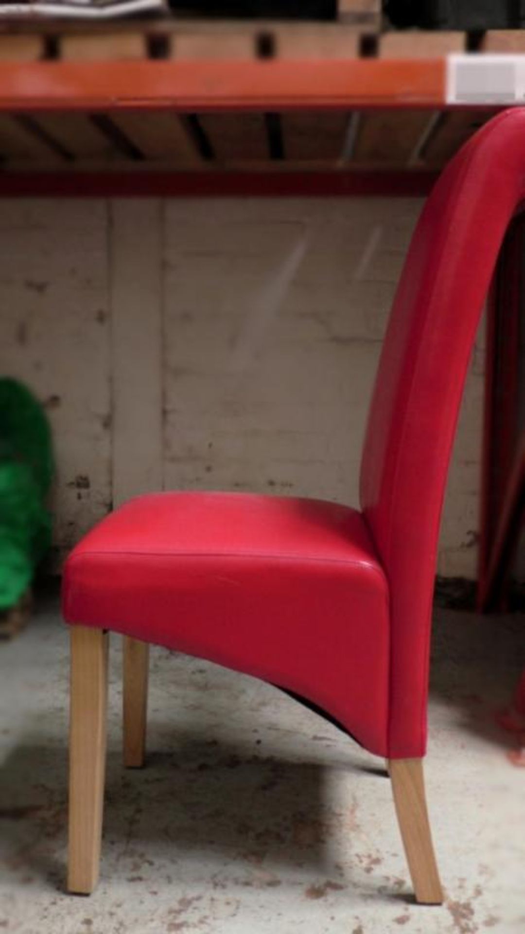 1 x Stylish Dining Room Chair In Soft Red Leather - 107cm x 47cm - Ref: WHI010 - Location: - Image 2 of 3