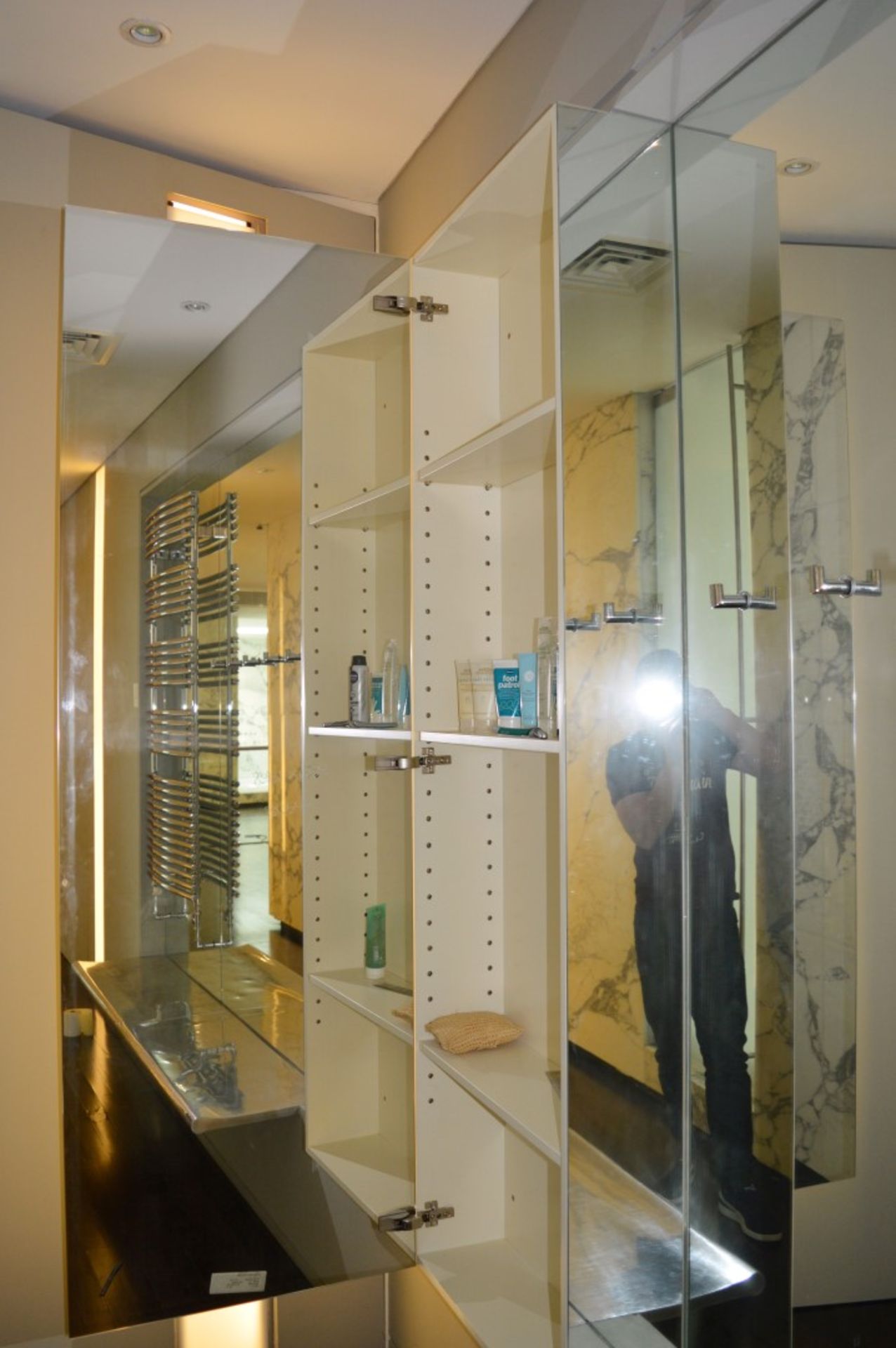 1 x Dressing Room Changing Bench Including Mirror, Storage Cabinet and Towel Warmer - Stainless - Image 9 of 11
