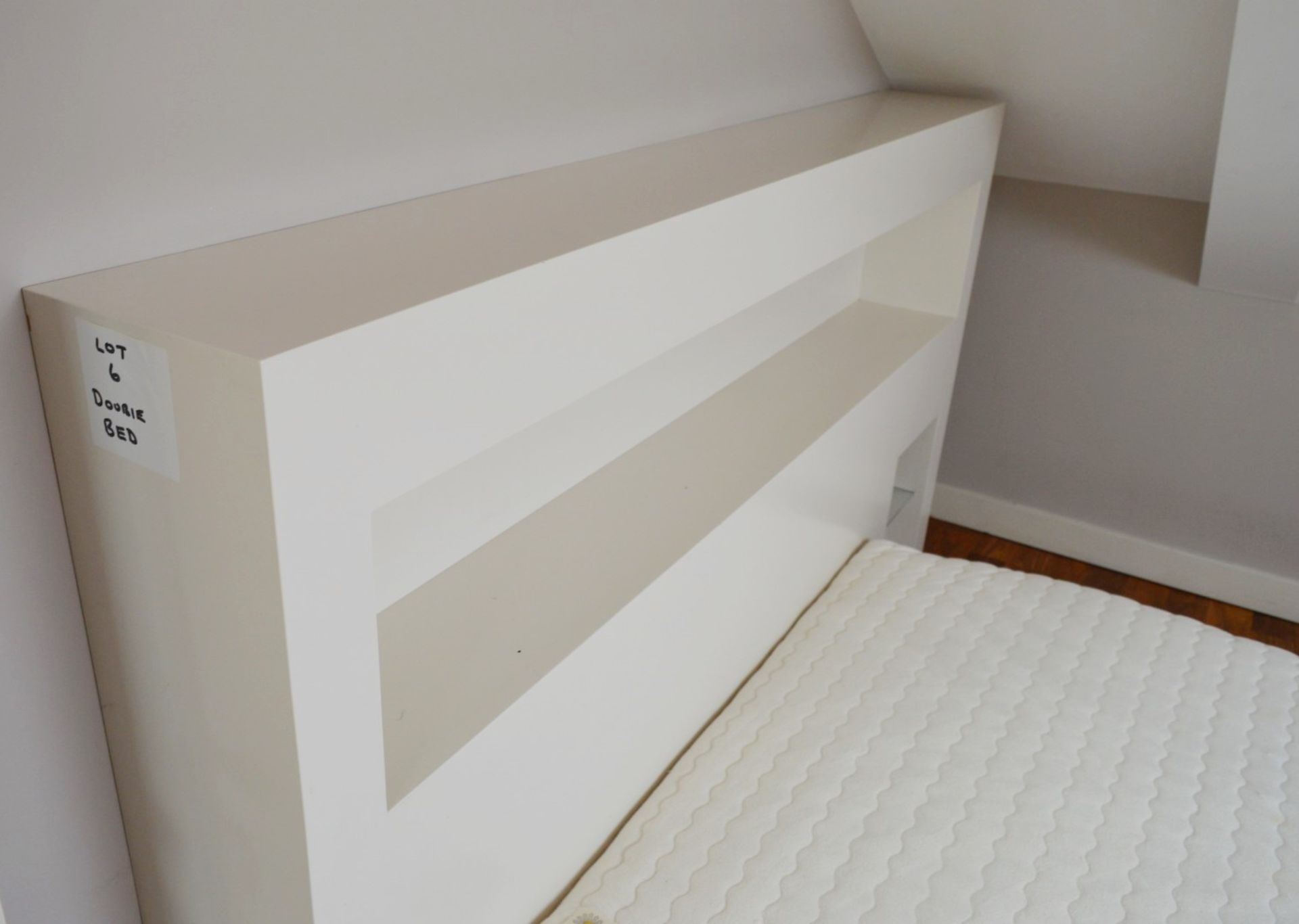 1 x White Gloss Double Bed With Integrated Oversized Headboard, Schulter Komfortzone Slatted Base - Image 12 of 12