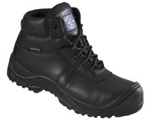 1 x Pair Of Pro Man "4 Seasons" S3 Waterproof Black Leather Safety Boots SRC WP - Size: 11 - CL185 -