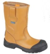 1 x Pair Of Himayalan Branded Tan Leather Steel Toe Safety Rigger Boots - Fleecy Lining (S1P