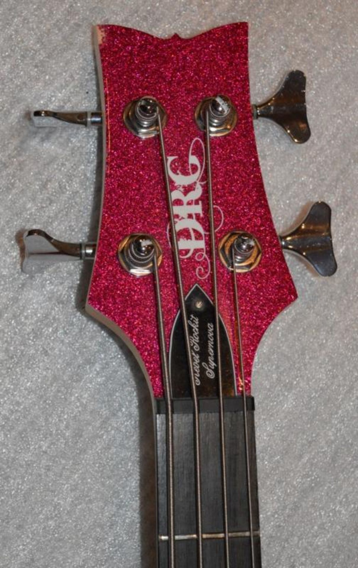 1 x Daisy Rebel Rockit Supernova Bass Guitar - Atomic Pink - 34" Scale - 22 Frets - Duncan - Image 5 of 13