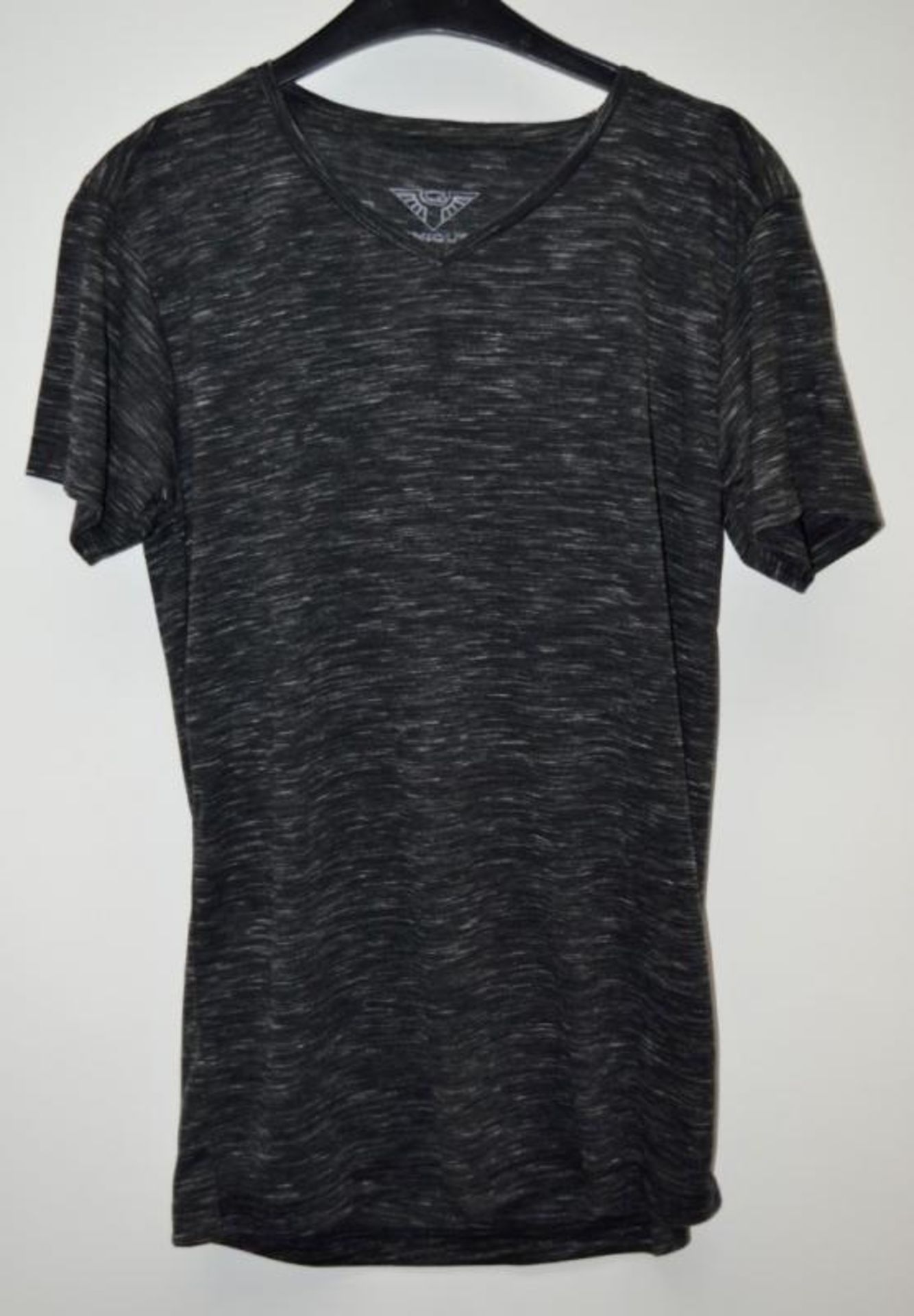 5 x Assorted PRE END / GNIOUS Branded Mens T-Shirts - New Stock With Tags - Recent Retail - Image 4 of 6