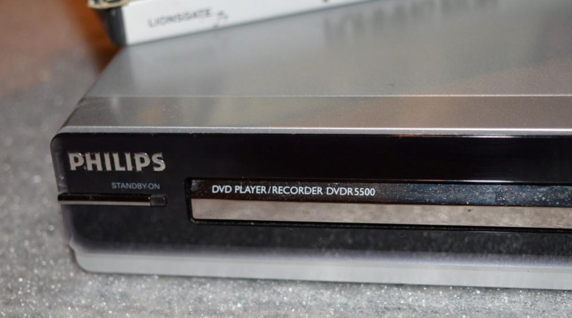 1 x Philips DVDR 5500 DVD Player and Recorder Plus Approx 60 DVD Films and Box Sets - Great - Image 3 of 10