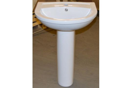 1 x Contemporary Sink Basin With Pedestal - Unused Boxed Stock - CL190 - Ref GIL036 - Location: - Image 1 of 3