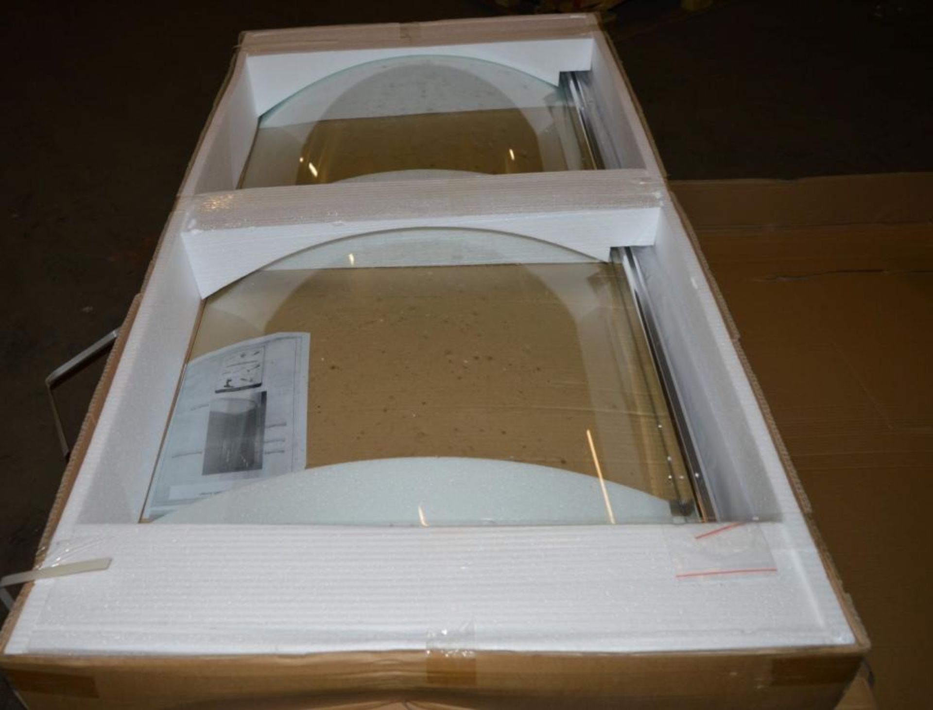 1 x Vogue Bathrooms Sulis Single P Shaped Bath Screen - 6mm Clear Glass and Polished Chrome - - Image 3 of 4