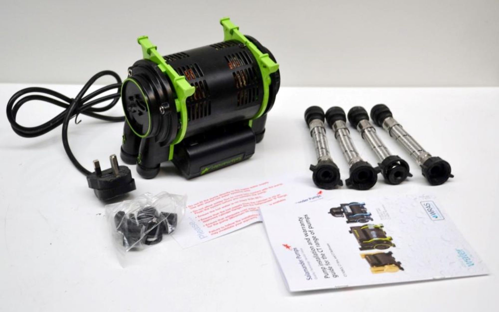 1 x Salamander Xtra CT50 Twin Shower Pump - 1.5bar - Size: 165x120x195cm - Ref: MSC069 - CL190 - - Image 6 of 9