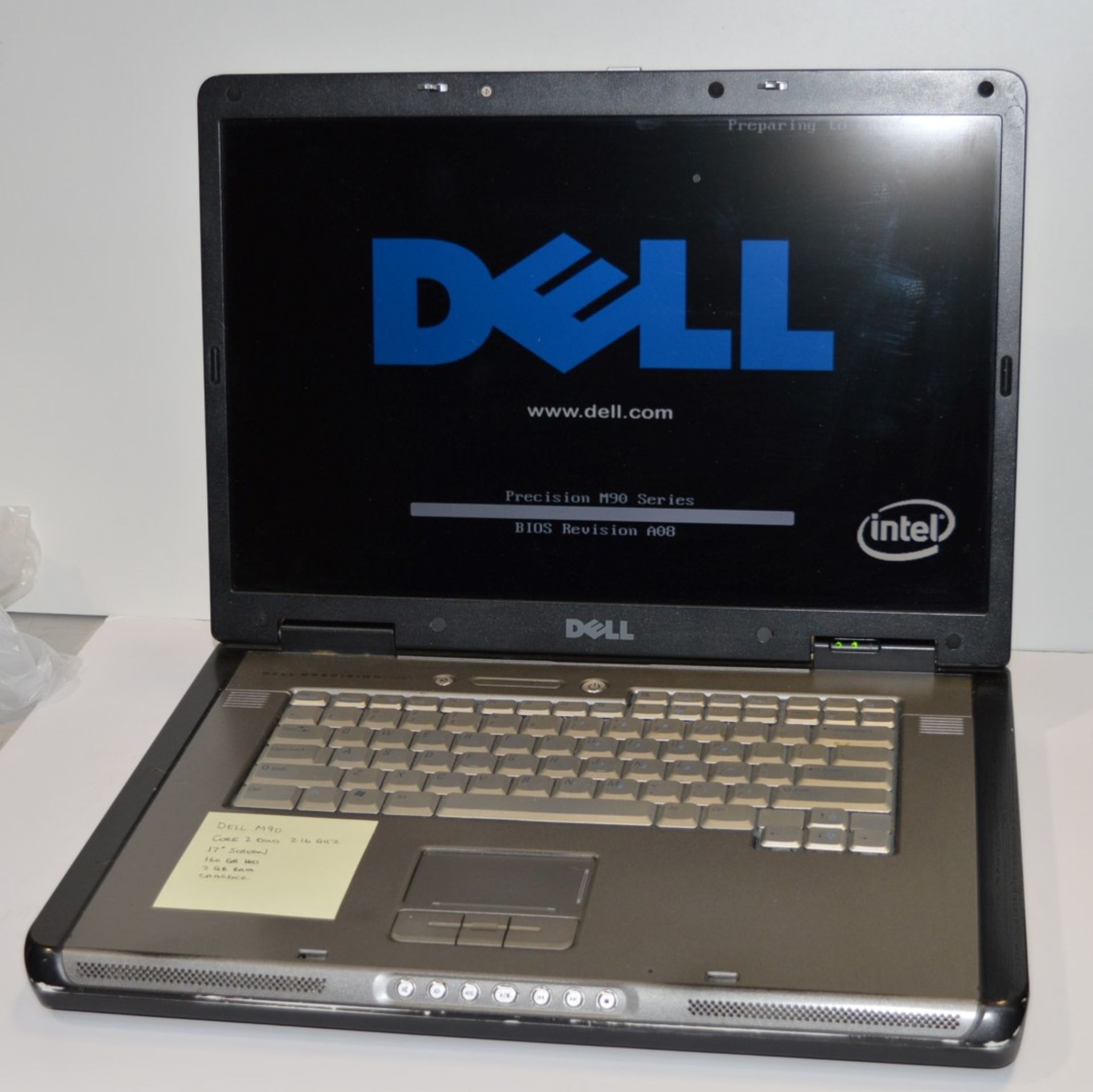 1 x Dell M90 17 Inch Laptop Computer - Features an Intel Core 2 Duo 2.16ghz Processor, 160gb Hard